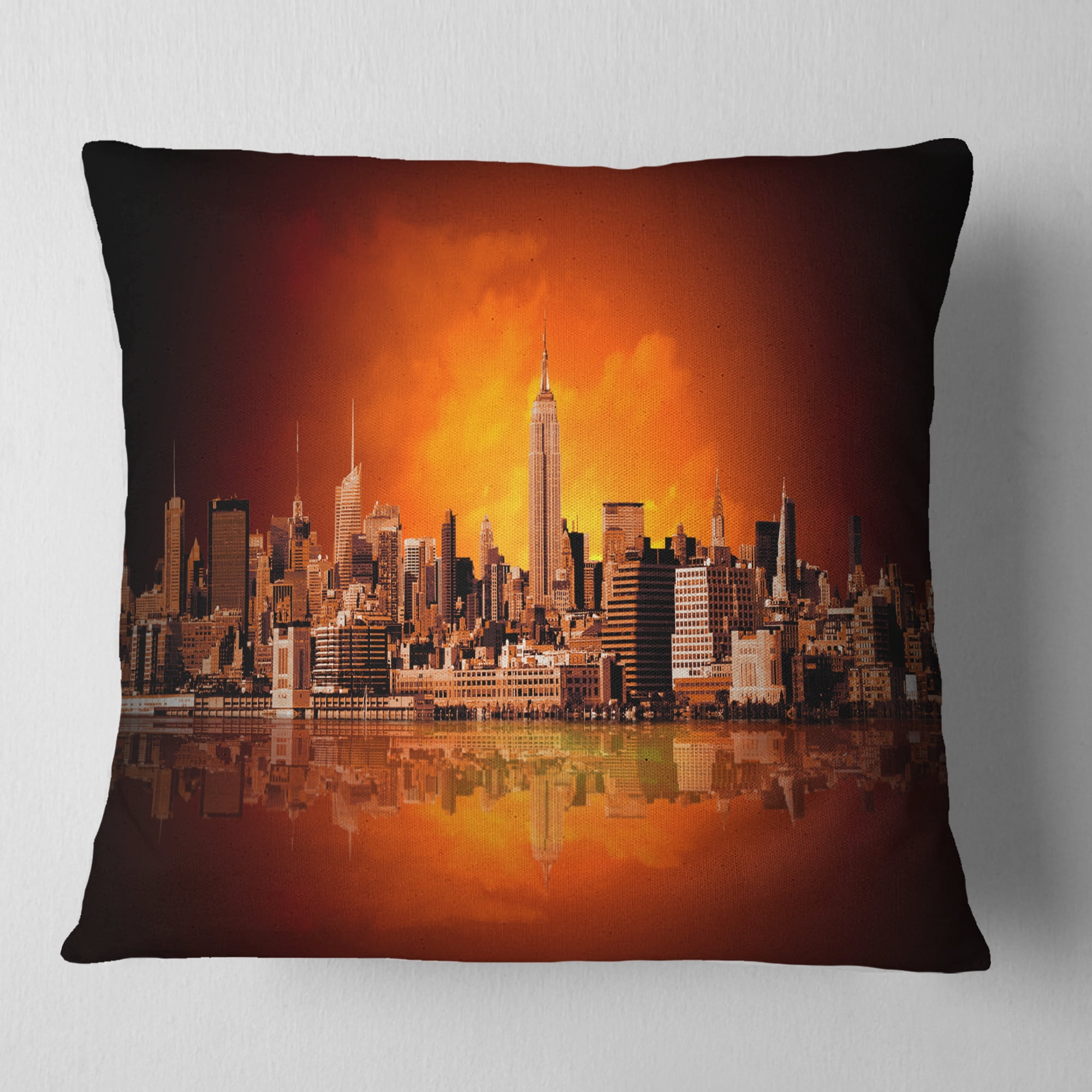 Designart New York City Panorama in Red Light - Cityscape Throw Pillow - 18x18