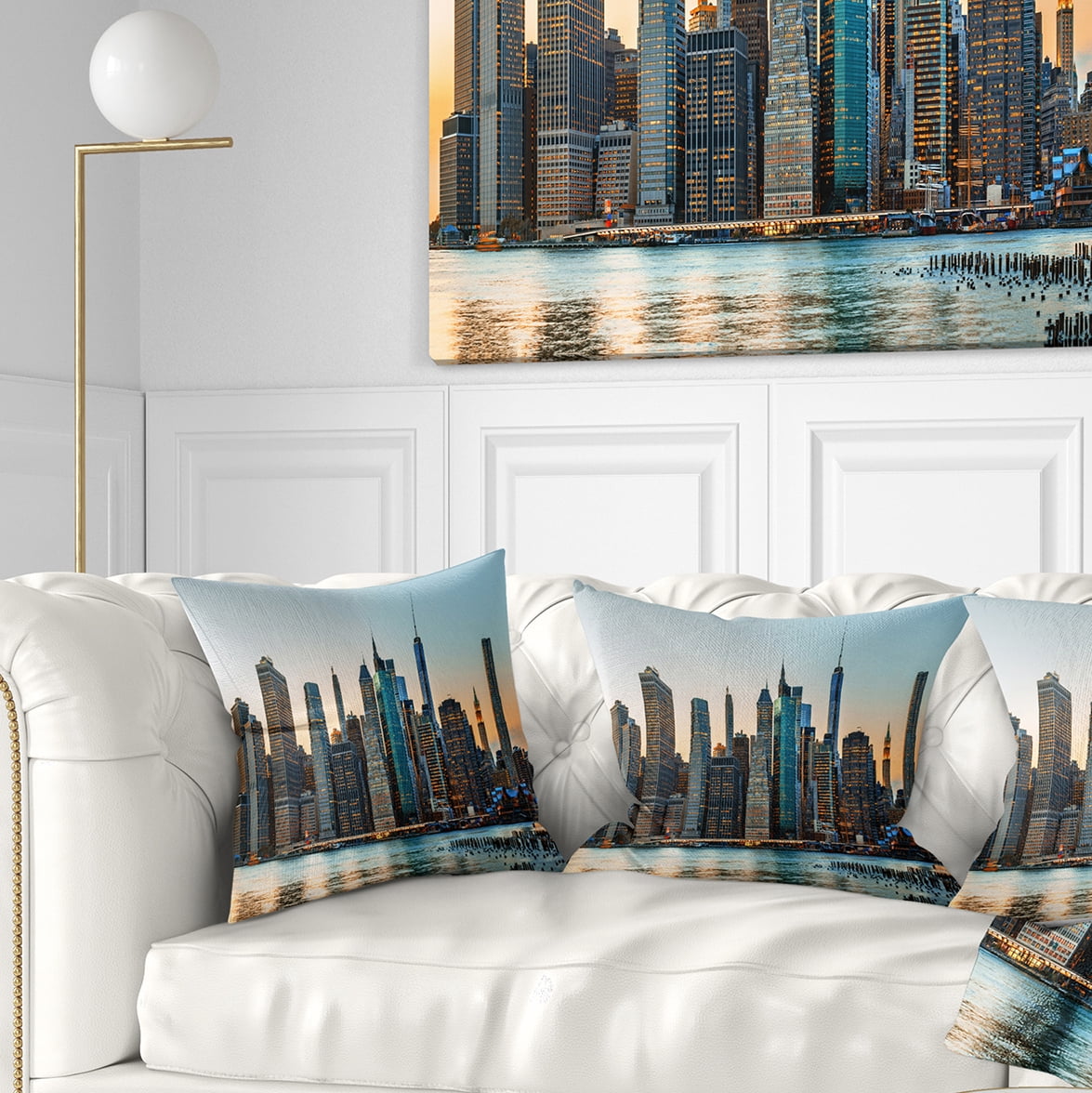 Designart New York City Skyline - Photography Throw Pillow - 18x18