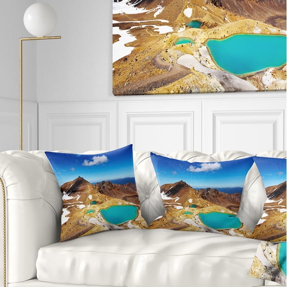 Designart New Zealand Emerald Lakes - Photography Throw Pillow - 18x18