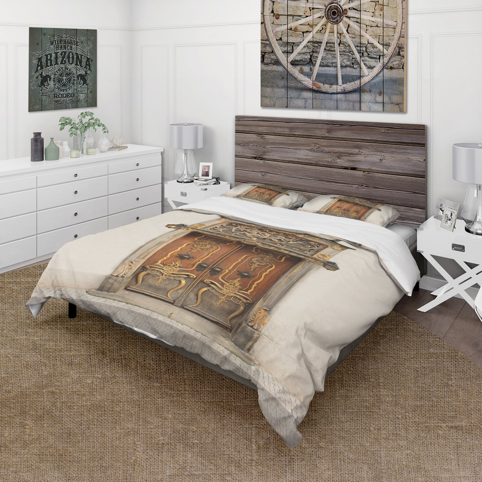 Designart 'Old Door With Gold Ornaments' Vintage Duvet Cover Set