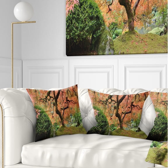 Designart Old Japanese Maple Tree - Landscape Photography Throw Pillow - 16x16