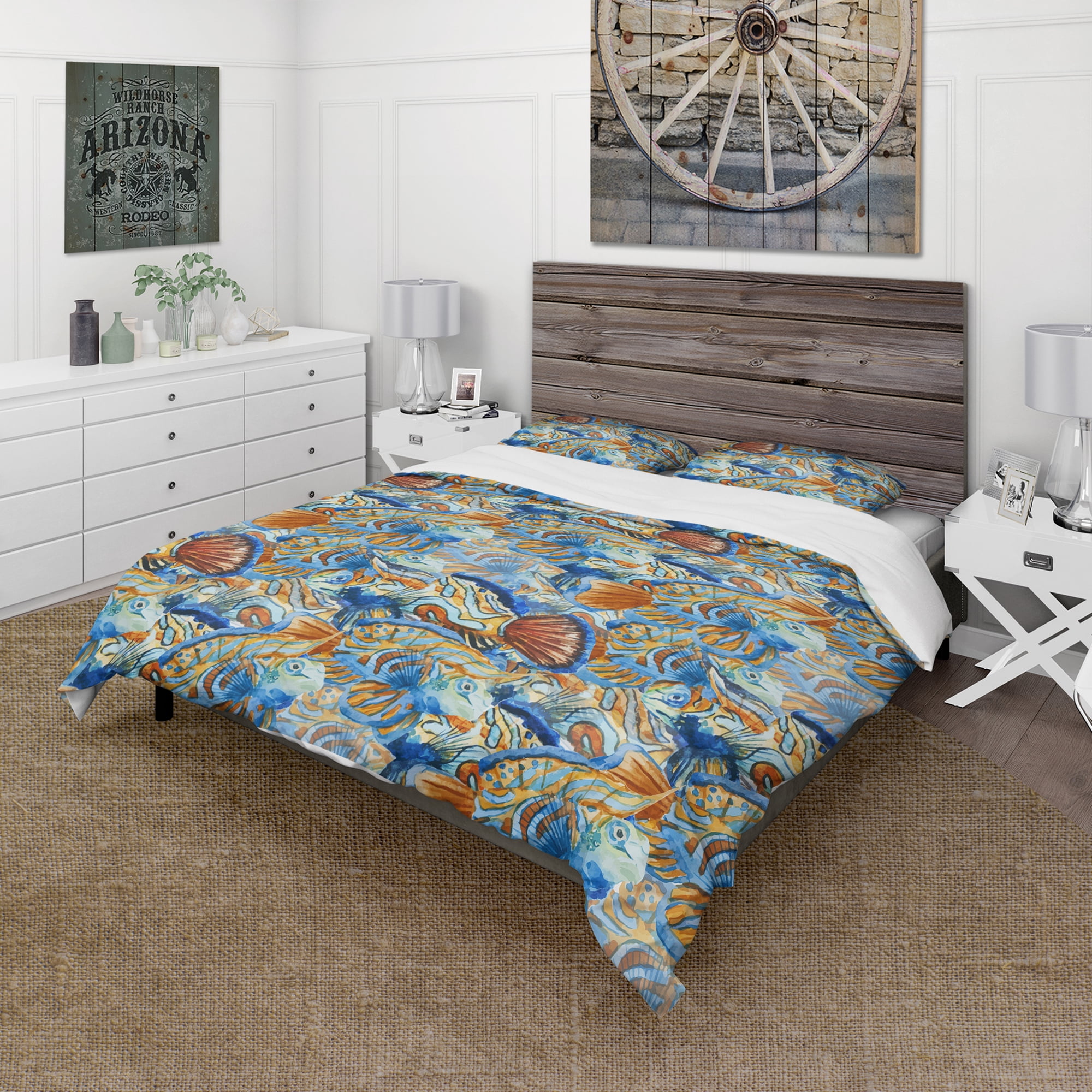 Designart 'Orange and Blue Fishes' Animals Duvet Cover Set