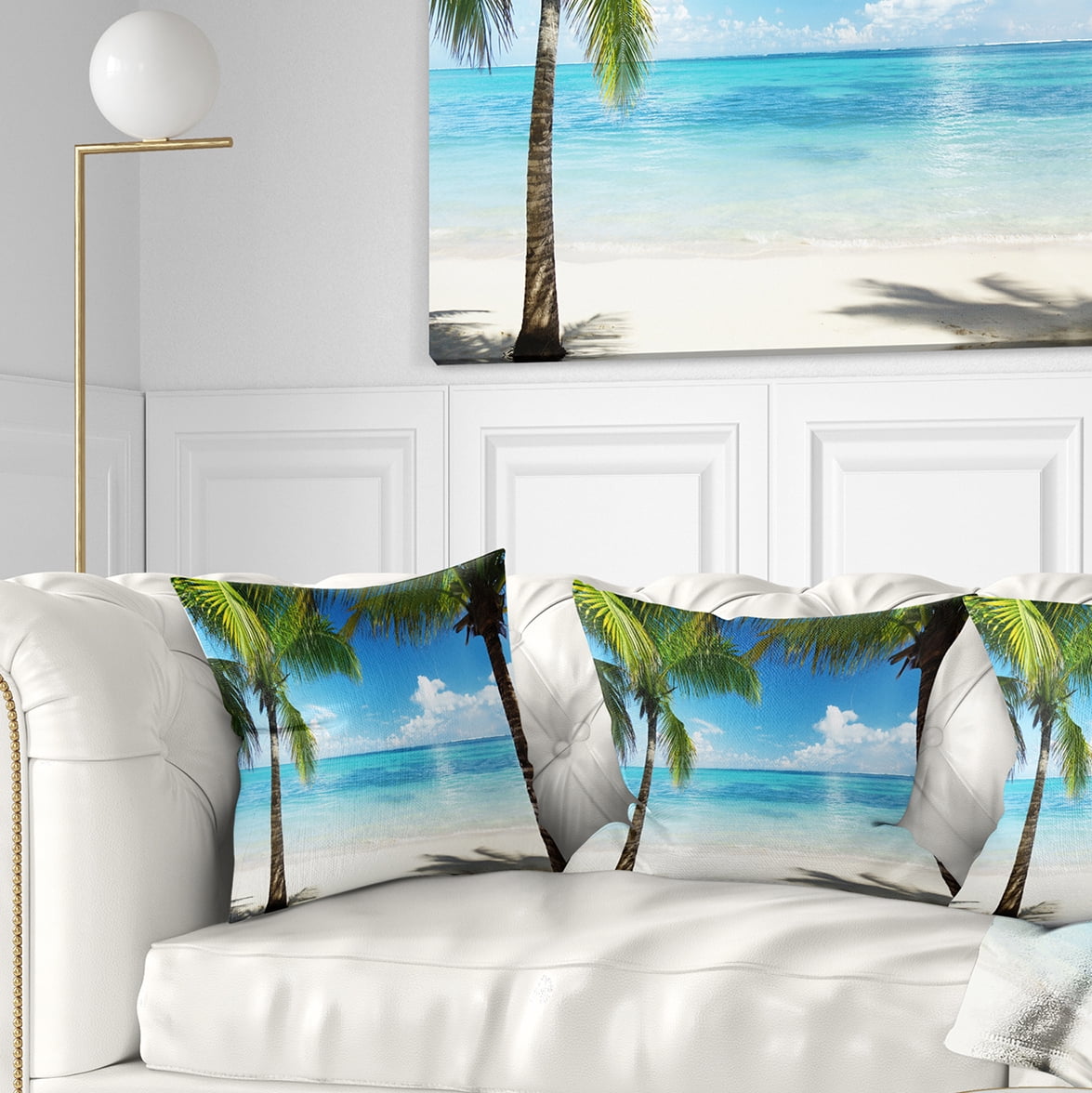 Designart Palm Trees and Sea - Landscape Photography Throw Pillow - 18x18