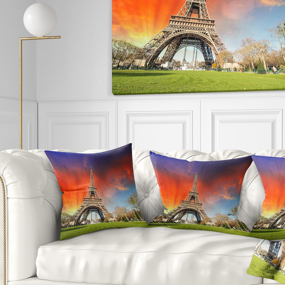 Designart Paris Eiffel TowerUnder Colorful Sky - Landscape Photo Throw Pillow - 16x16
