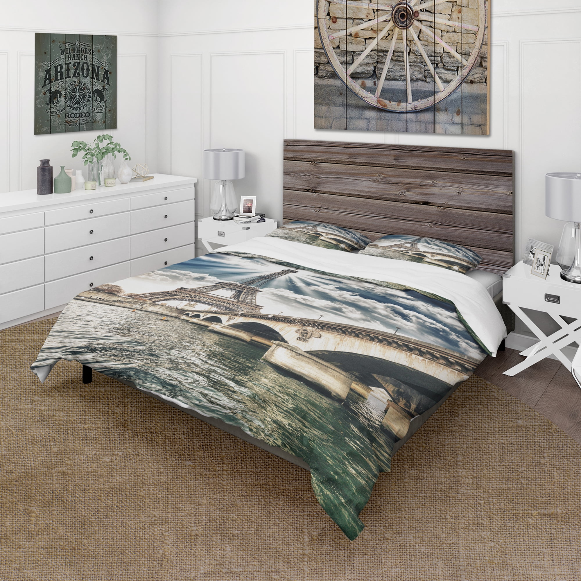 Designart 'Paris Eiffel Towerand Iena Bridge' Global Inspired Duvet Cover Set