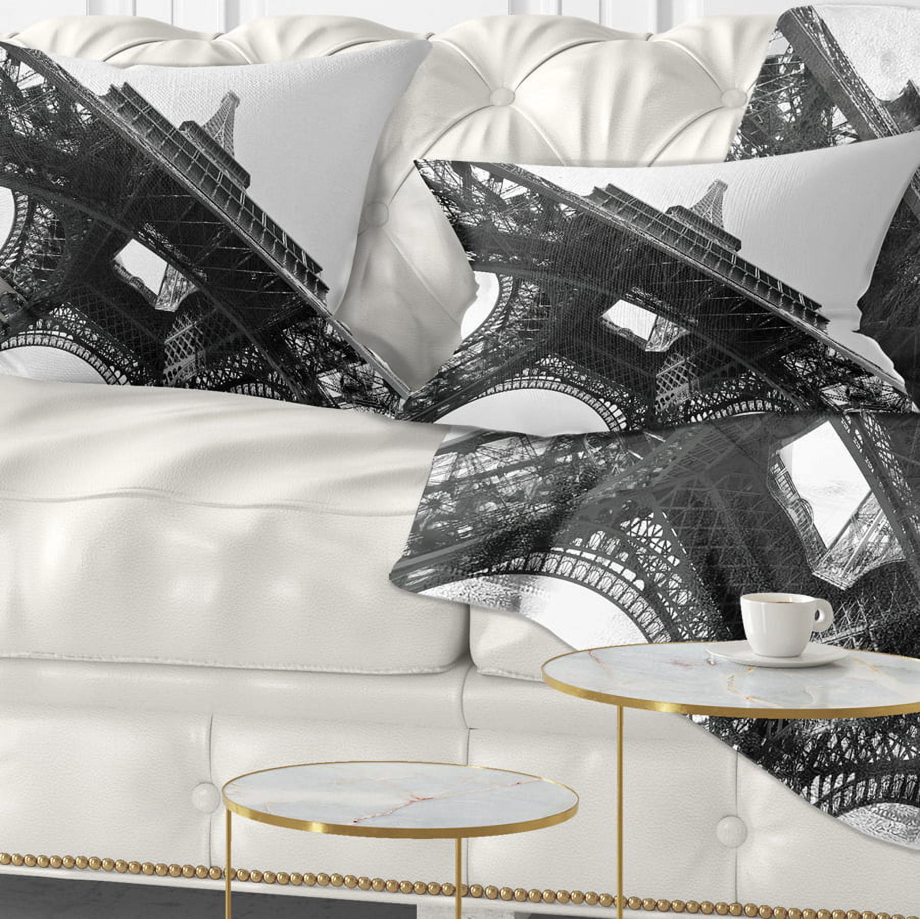 Designart Paris Eiffel Towerinto the Sky - Skyline Photography Throw Pillow - 12x20