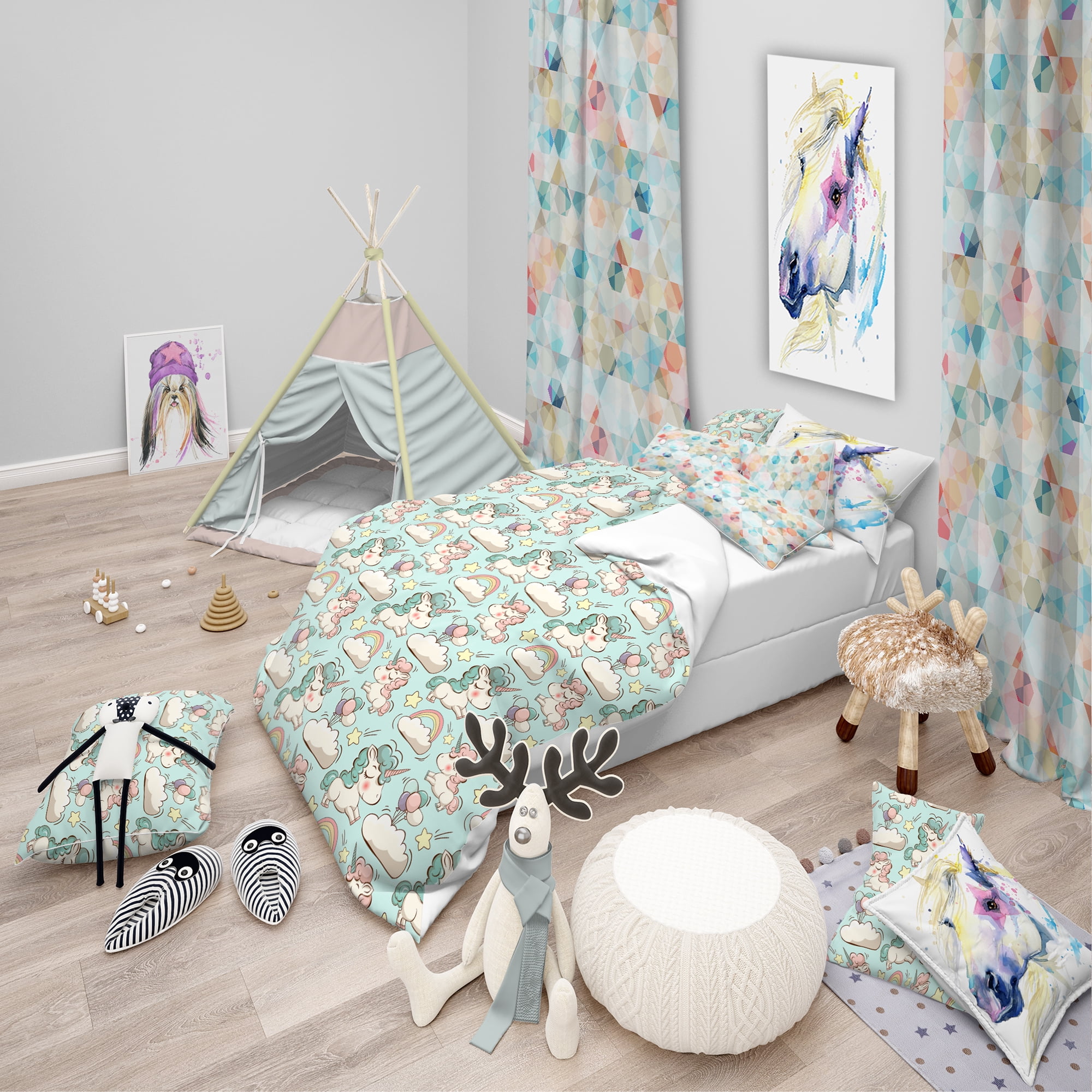 Designart 'Pattern with Cute Unicorns and Clouds' Modern kids Duvet Cover Set