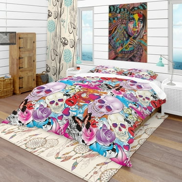Designart 'Pattern with Hearts, Skulls & Flowers' Bohemian & Eclectic Duvet Cover Set