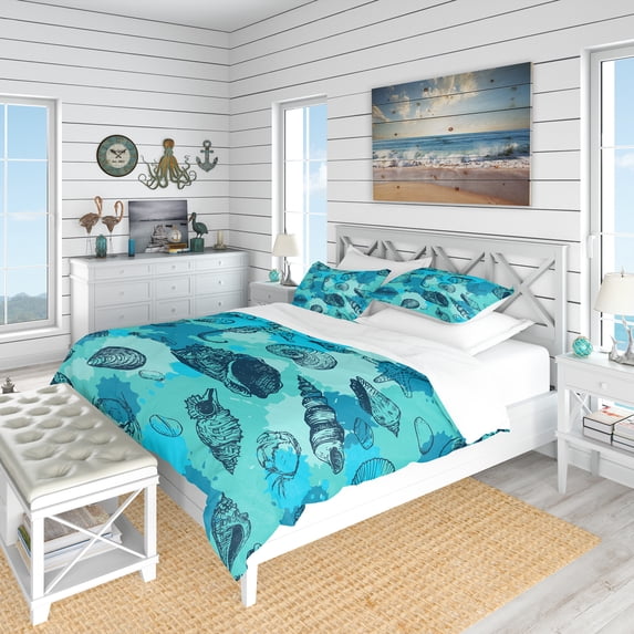 Designart 'Pattern with Line Drawing Shells' Nautical & Coastal Duvet Cover Set