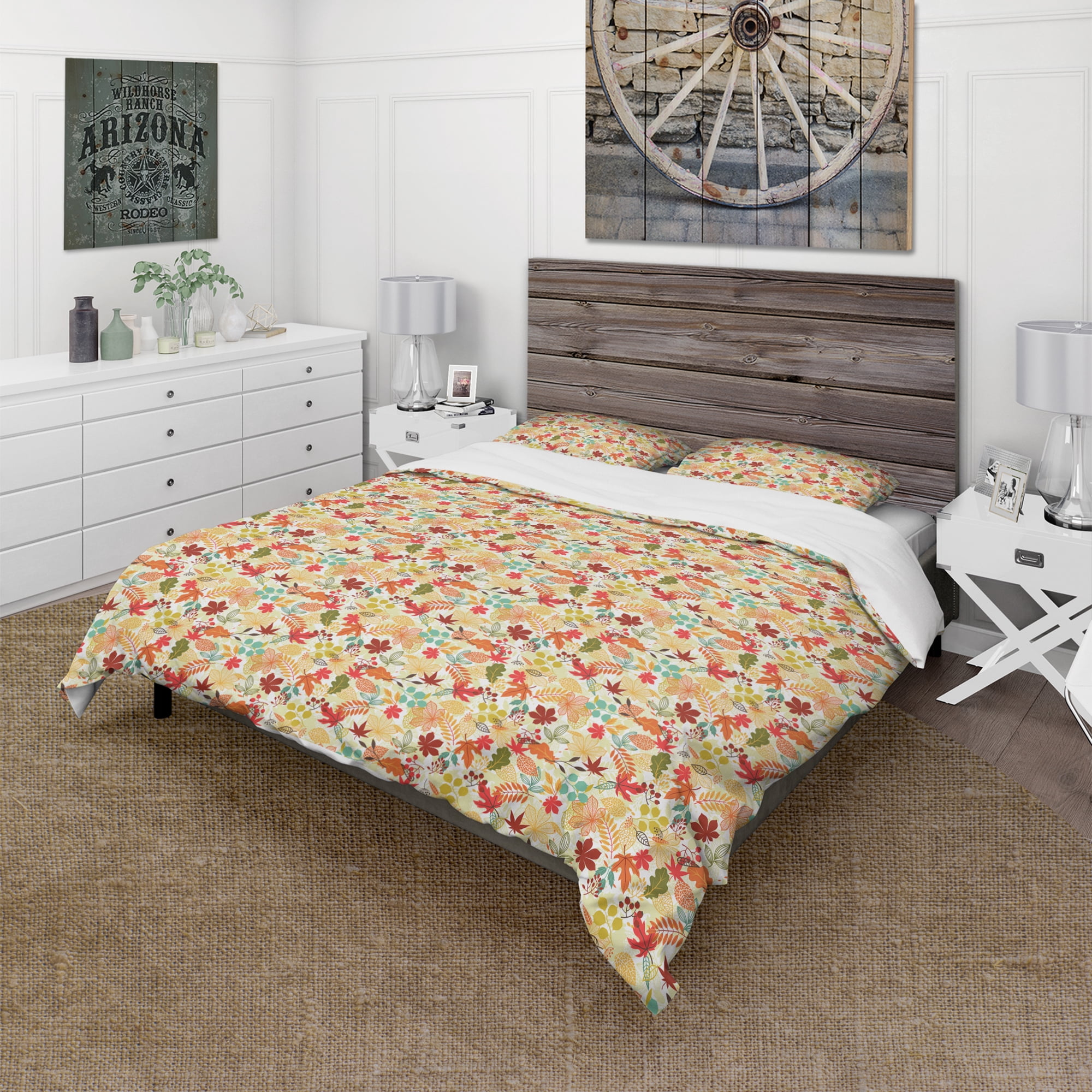 Designart 'Pattern with Stylized Autumn Leaves' Modern & Contemporary Duvet Cover Set