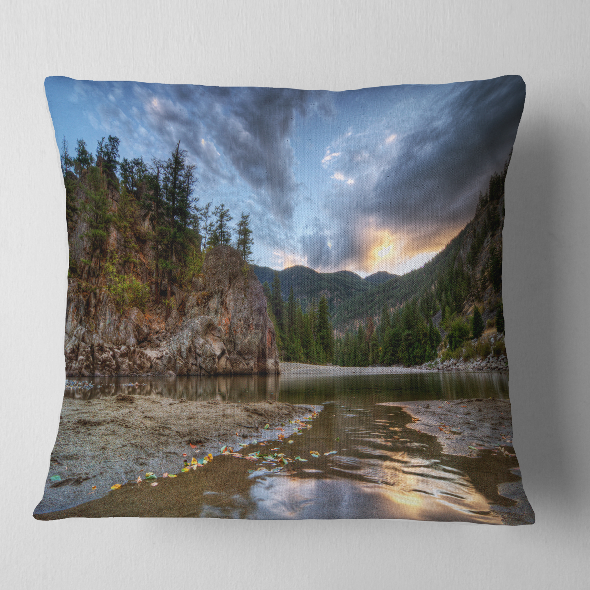 Designart Peaceful Evening at Mountain Creek - Landscape Printed Throw Pillow - 16x16