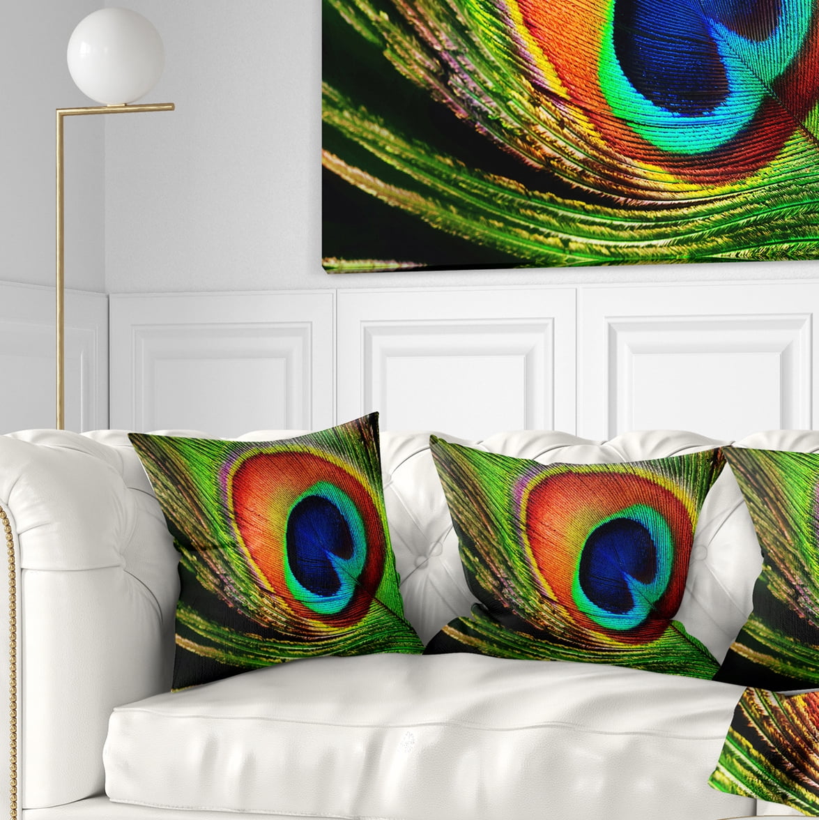 Designart Peacock Feather - Photography Throw Pillow - 18x18