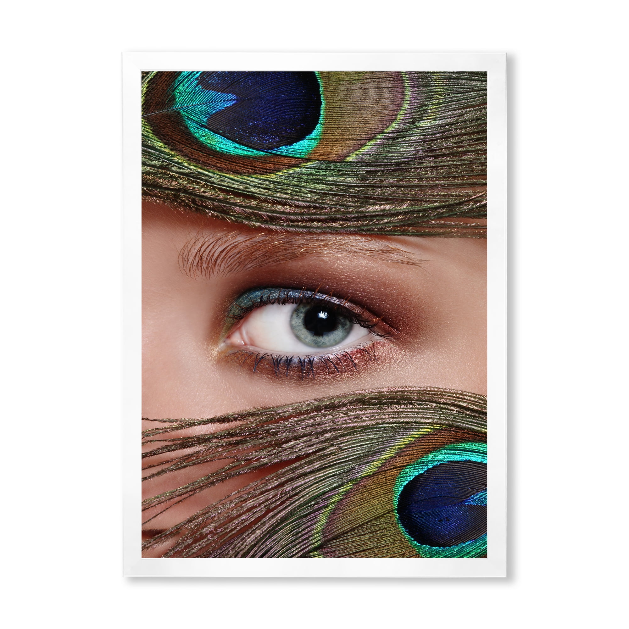 Designart 'Peacock Feathers and Eye' Bohemian & Eclectic Framed Art Print