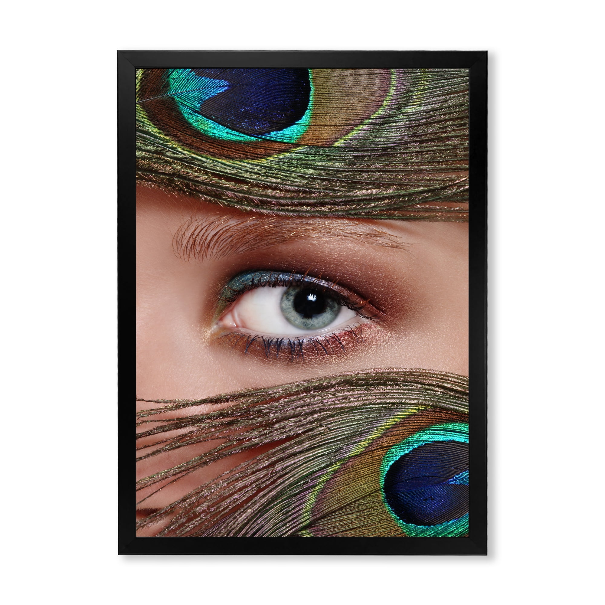 Designart 'Peacock Feathers and Eye' Bohemian & Eclectic Framed Art Print