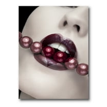Designart ' Pearls Through Mouth With Heart Shape Lips ' Modern Canvas Wall Art Print