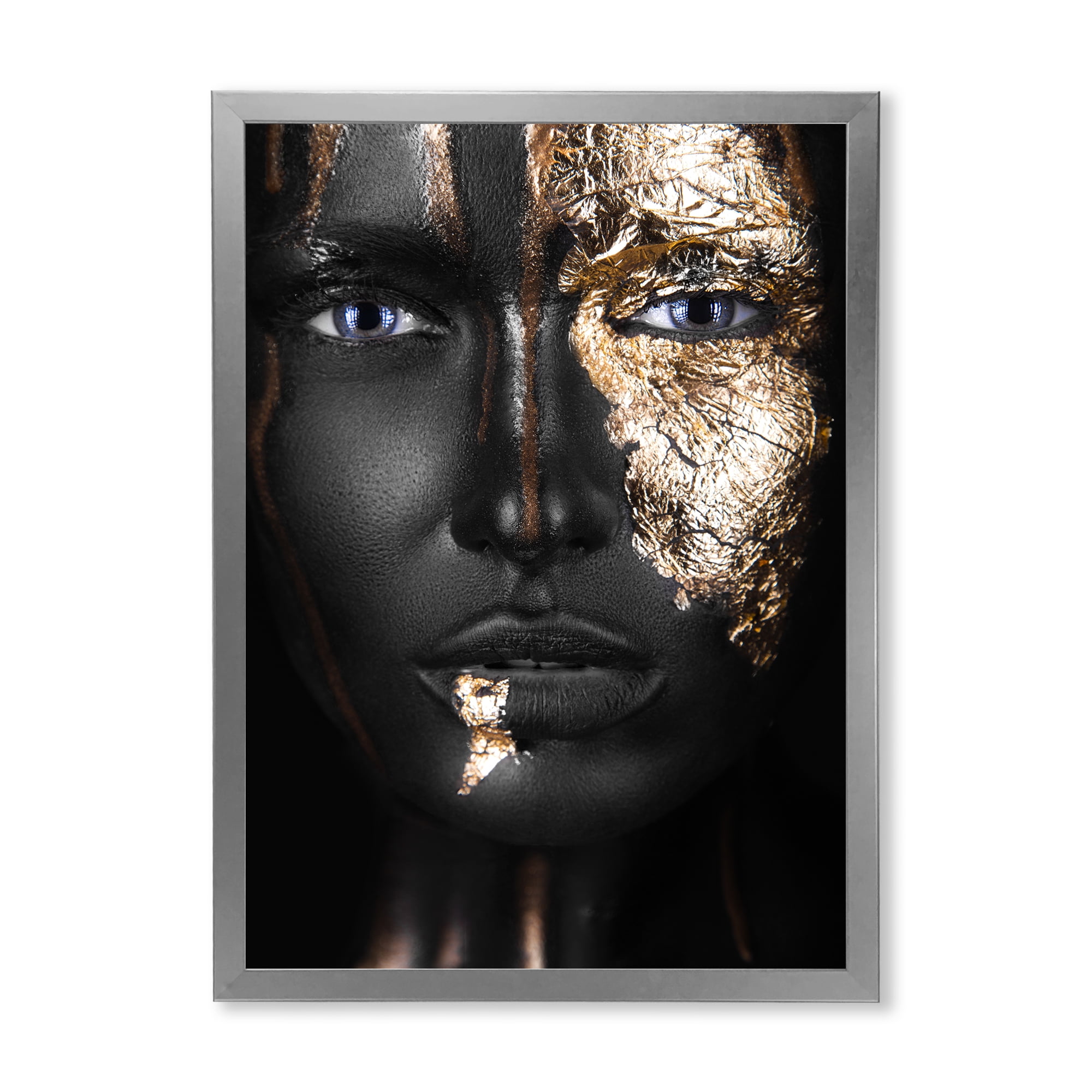 Designart 'Portrait of A African American Girl with Gold Makeup' Modern Framed Art Print