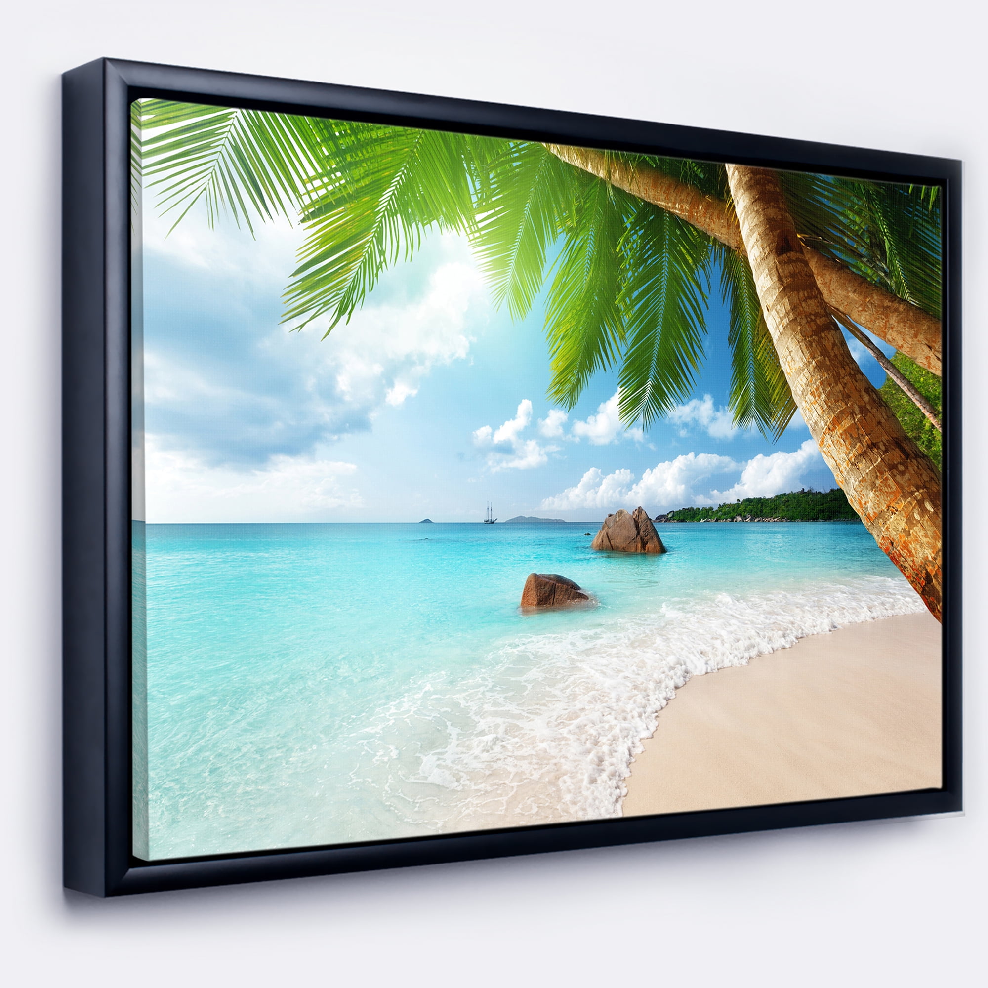 Designart ' Praslin Island Seychelles Beach ' Seashore Photo Framed Canvas Print