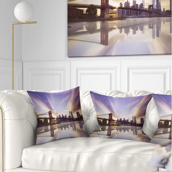 Designart Purple Sky Over Brooklyn Bridge - Cityscape Photo Throw Pillow - 18x18