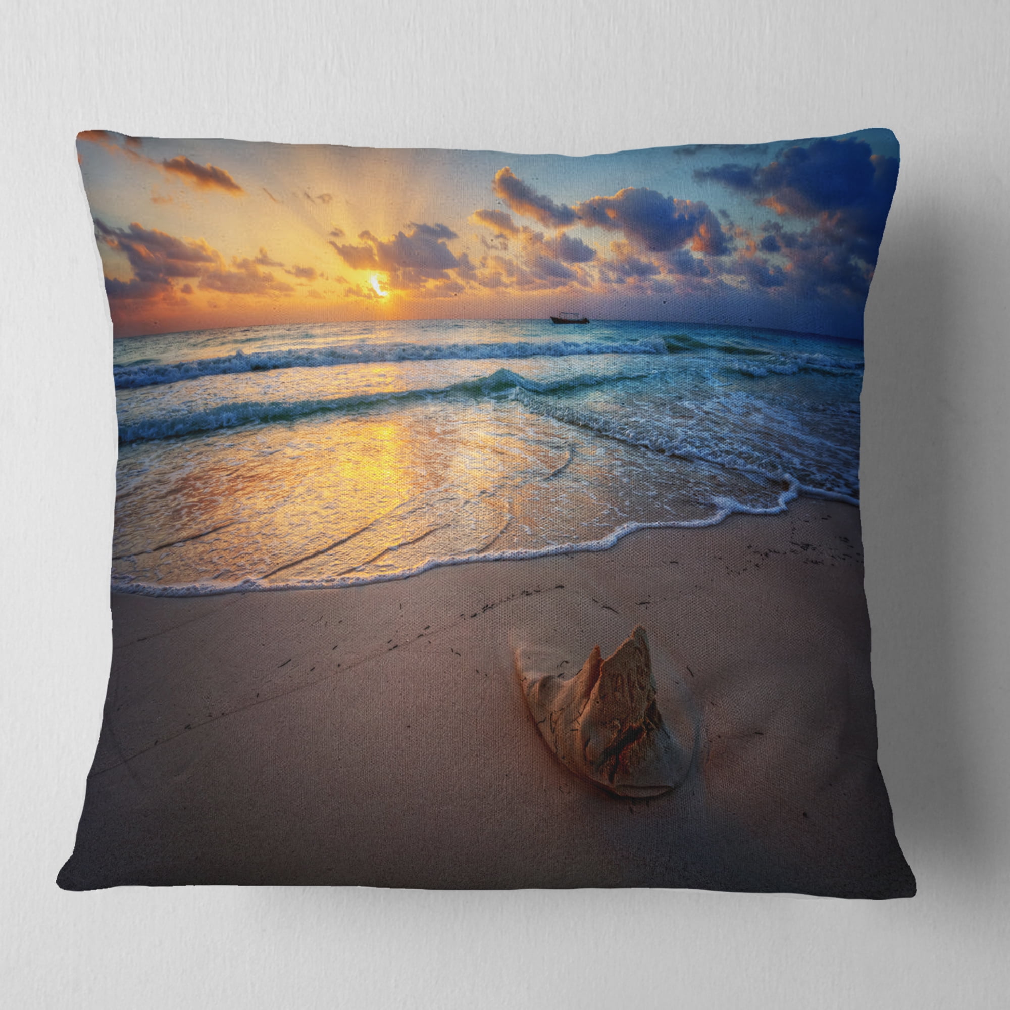 Designart Quiet Seashore during Sunset - Seashore Throw Pillow - 16x16