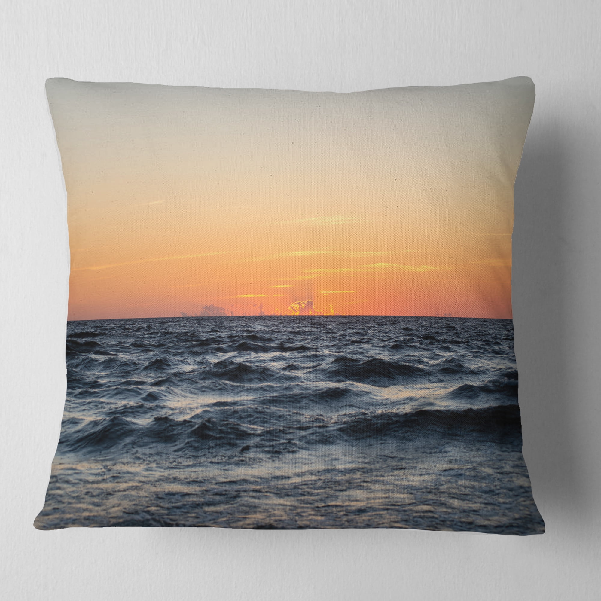 Designart Red Dramatic Sunset Over Beach - Seashore Throw Pillow - 16x16