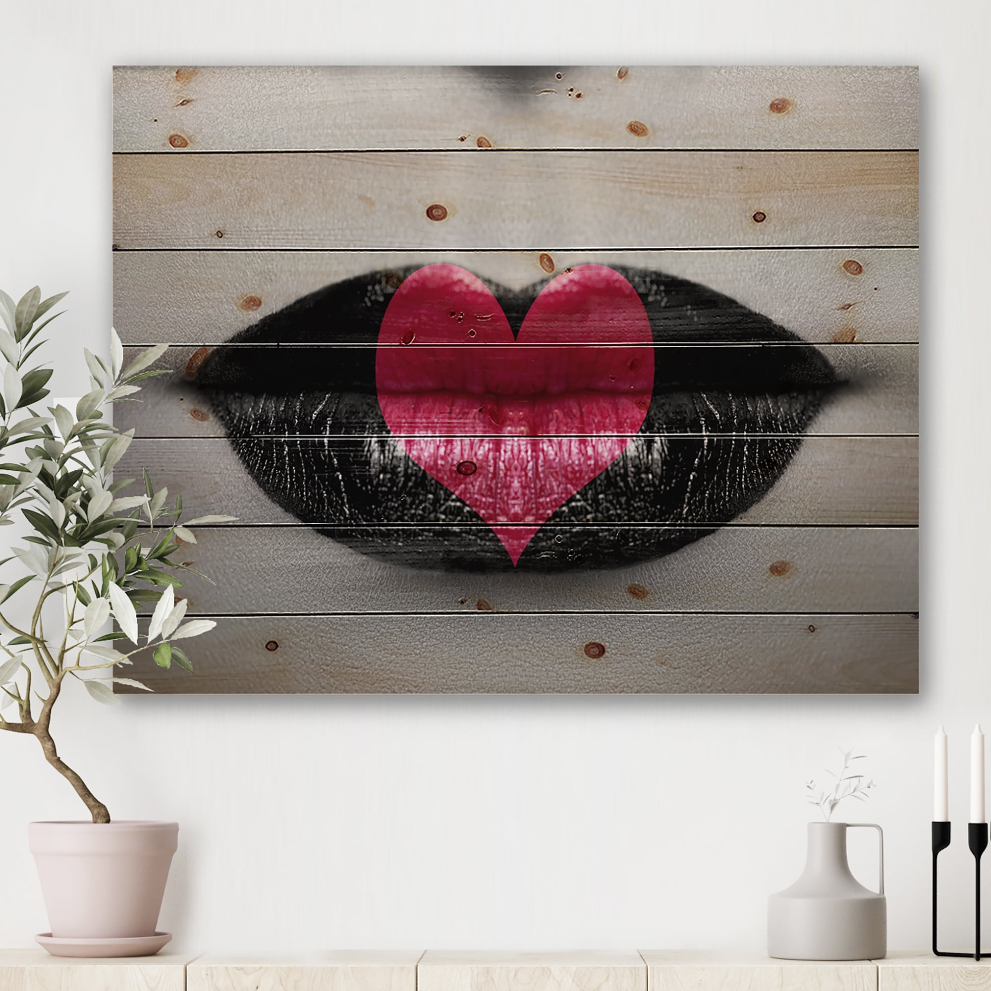 Designart 'Red Heart In Monochrome Lips' Modern Print on Natural Pine Wood