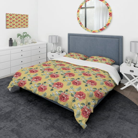 Designart 'Red Rose in Yellow Background' Traditional Duvet Cover Set