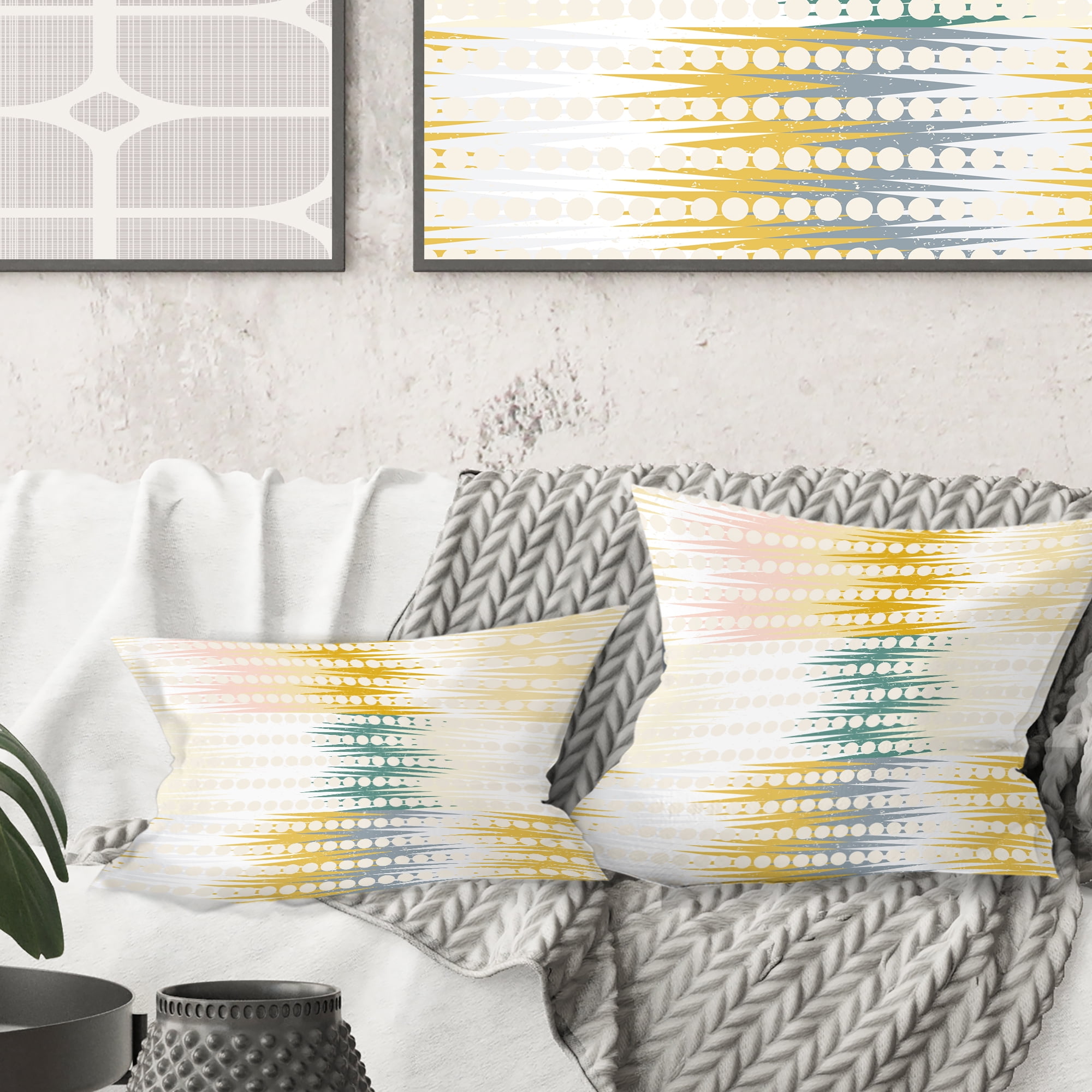 Designart Retro Abstract Design VIII' Mid-Century Modern Throw Pillow - 18x18