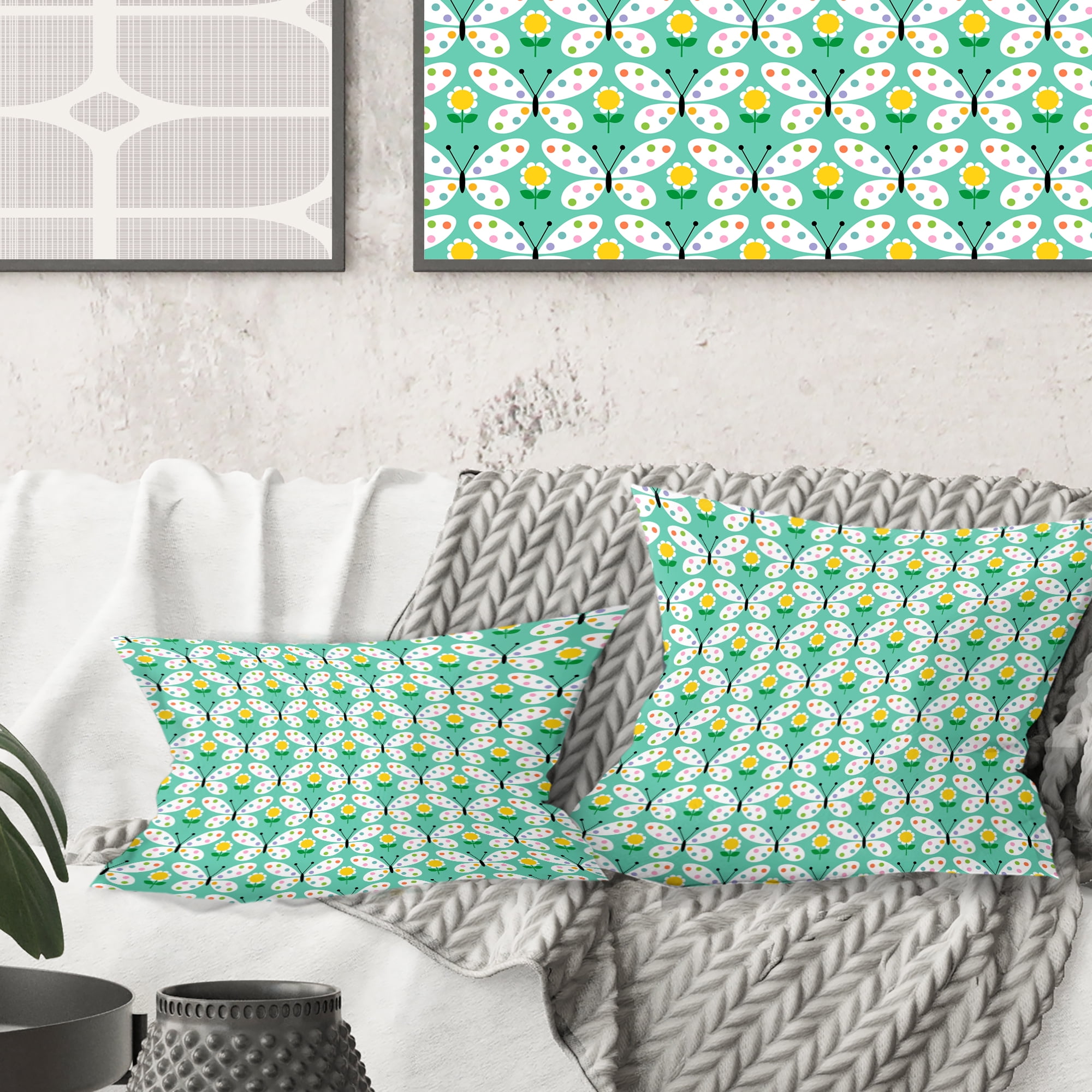 Designart Retro Butterflies I' Mid-Century Modern Throw Pillow - 16x16