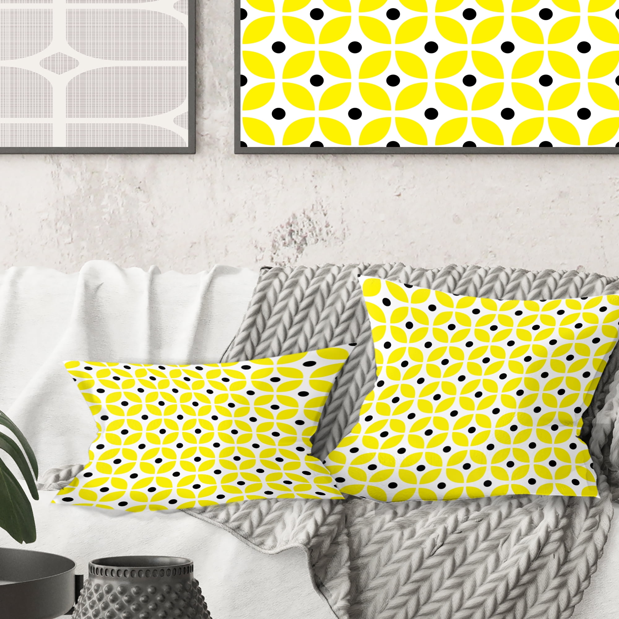 Designart Retro Geometric Design I' Mid-Century Modern Throw Pillow - 16x16