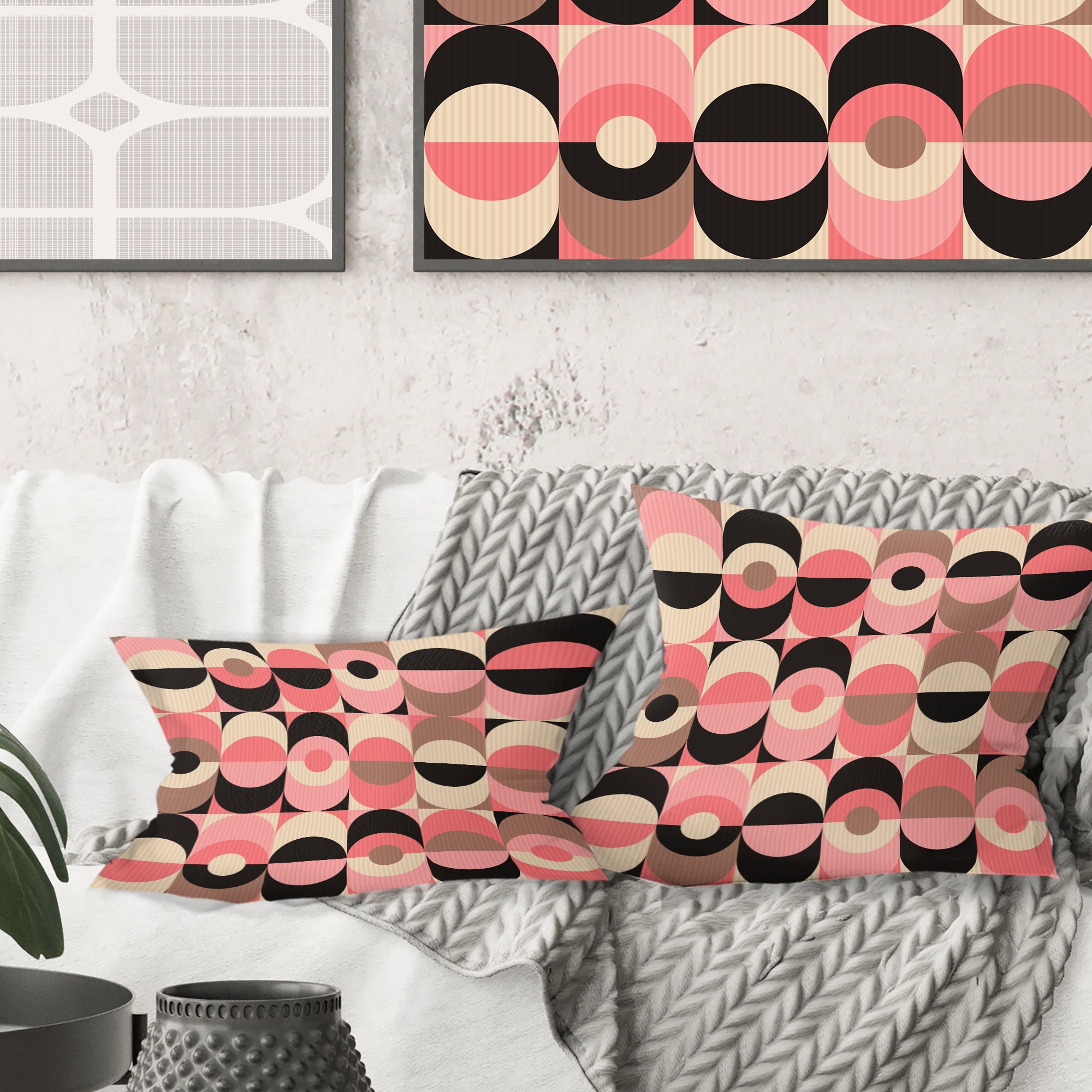 Designart Retro Geometric Design XI' Mid-Century Modern Throw Pillow - 18x18