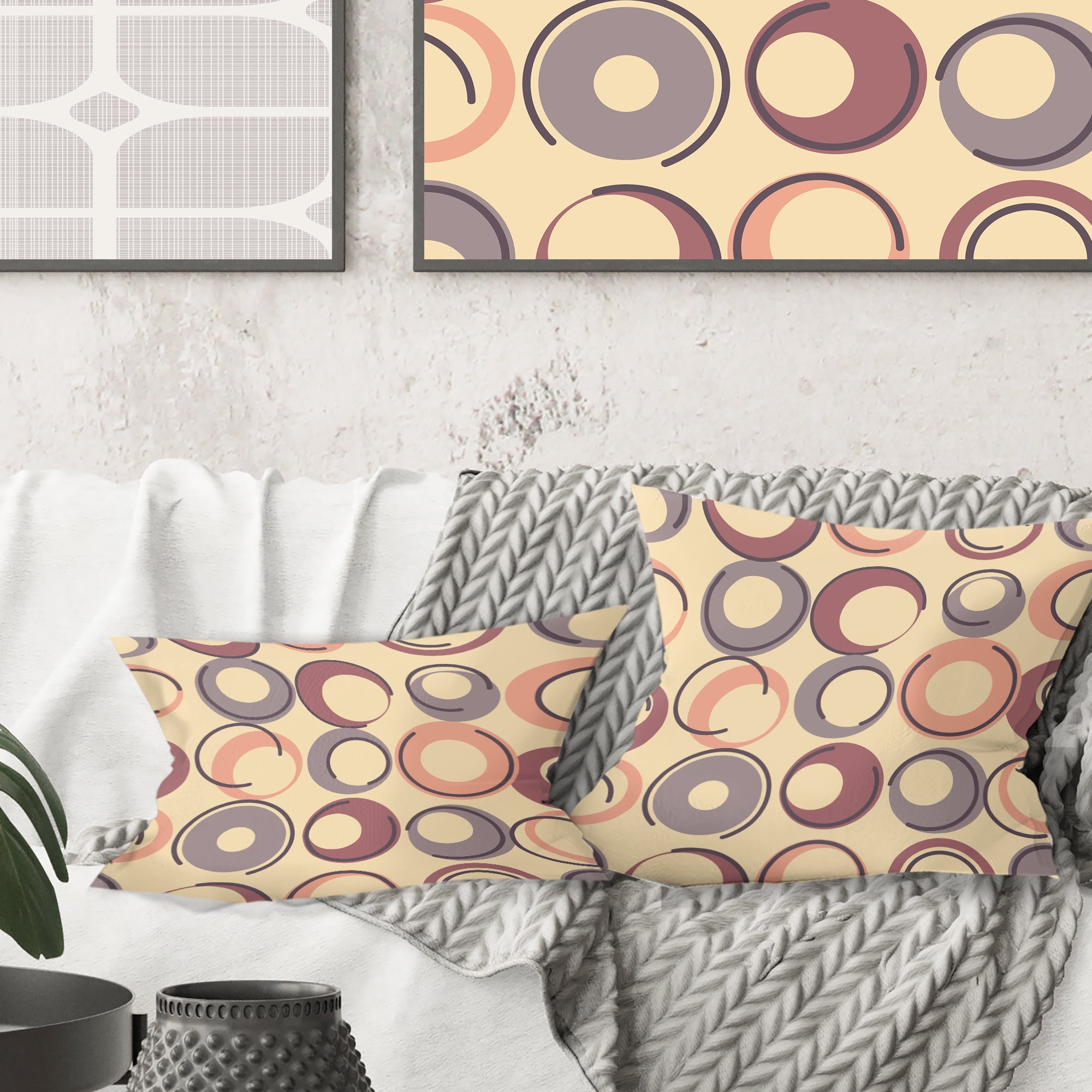 Designart Retro Geometric Pattern' Mid-Century Modern Throw Pillow - 18x18