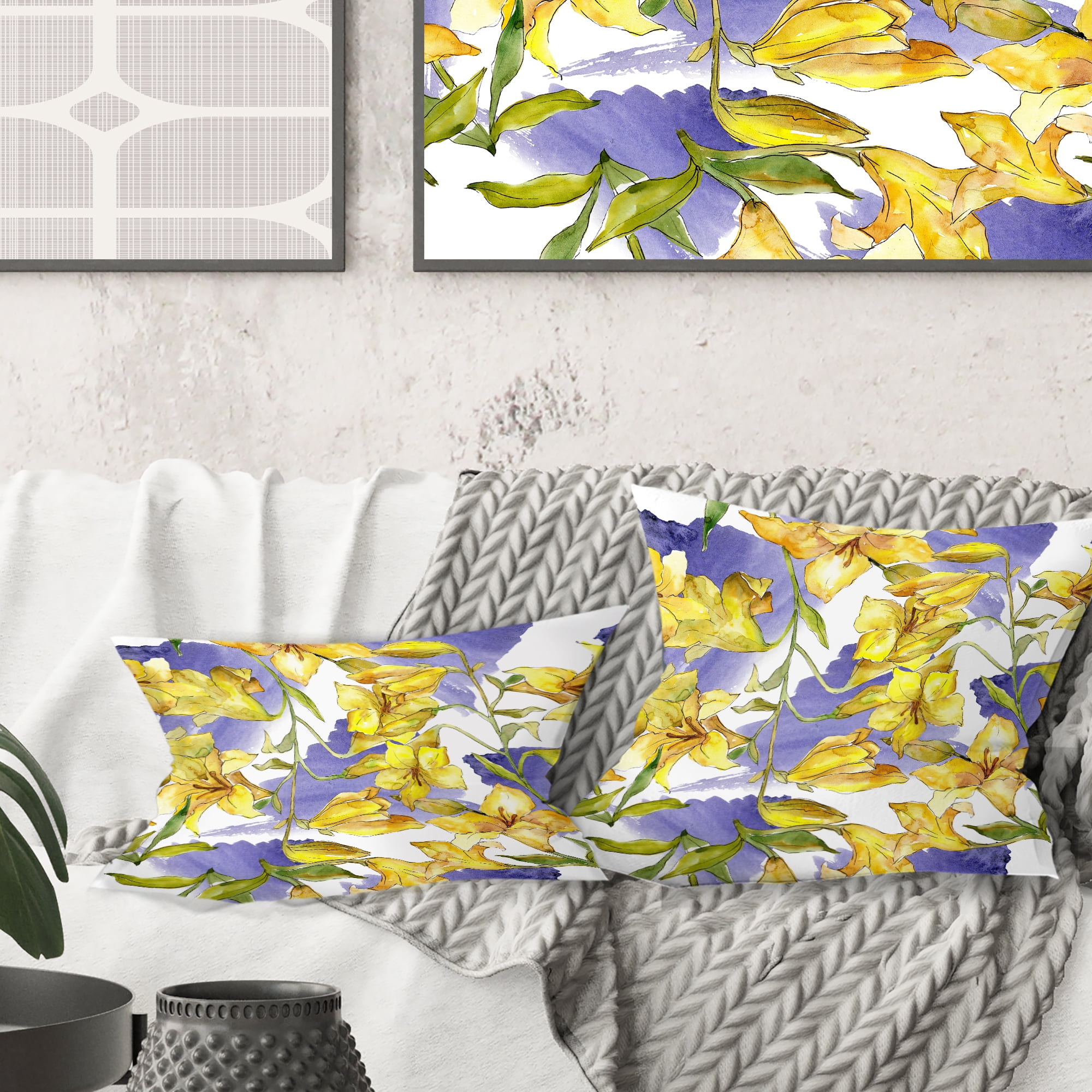 Designart Retro Handdrawn Poppies V' Mid-Century Modern Throw Pillow - 16x16