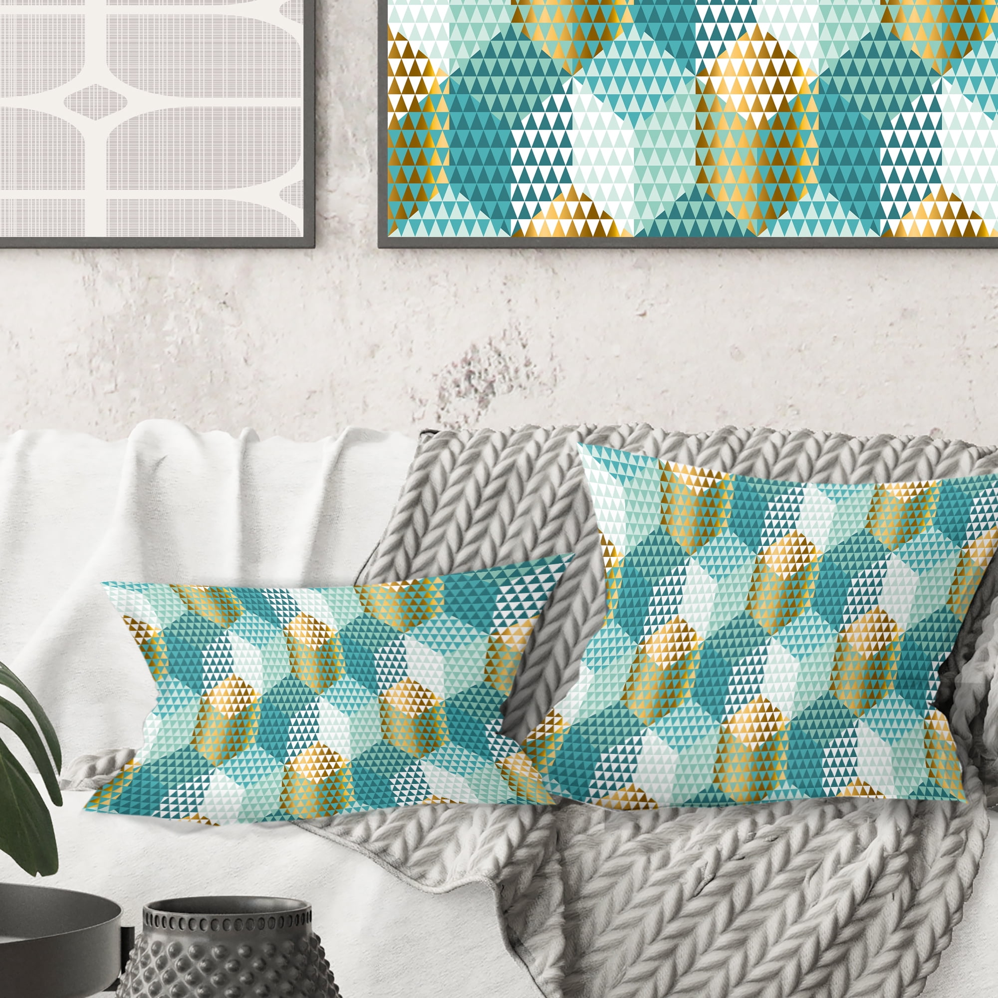 Designart Retro Hexagon Pattern IV' Mid-Century Modern Throw Pillow - 18x18