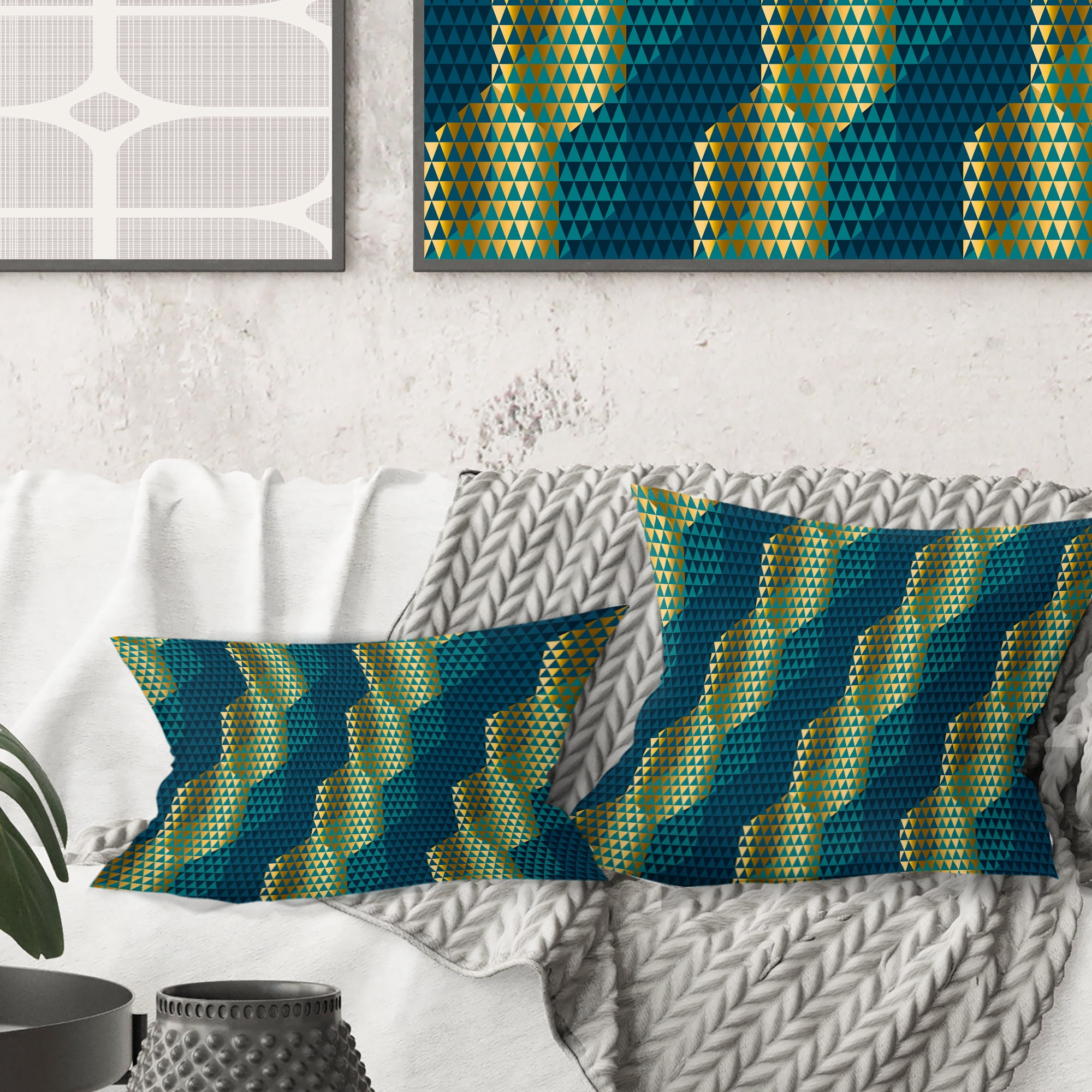 Designart Retro Hexagon Pattern V' Mid-Century Modern Throw Pillow - 18x18