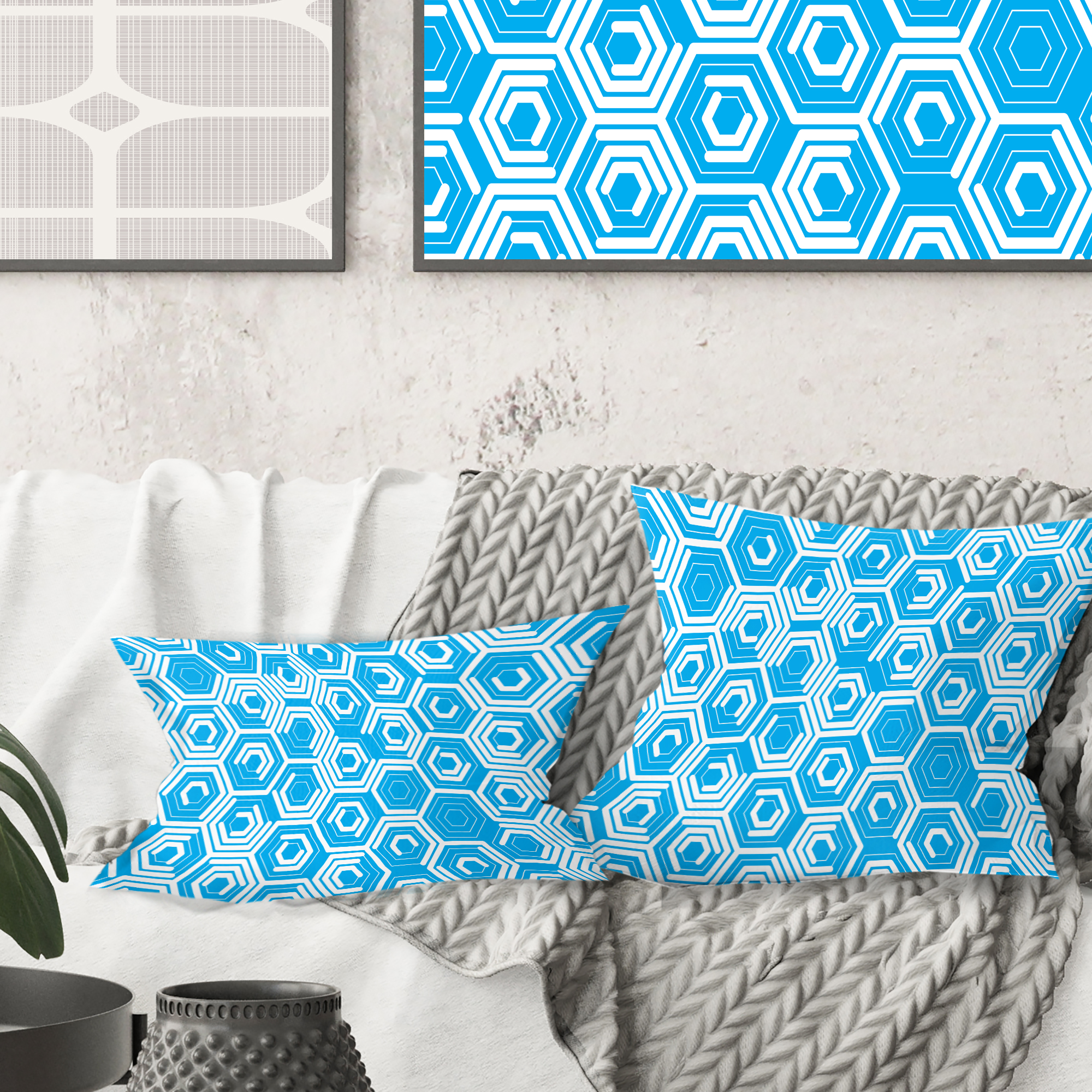 Designart Retro Hexagon Pattern VII' Mid-Century Modern Throw Pillow - 18x18