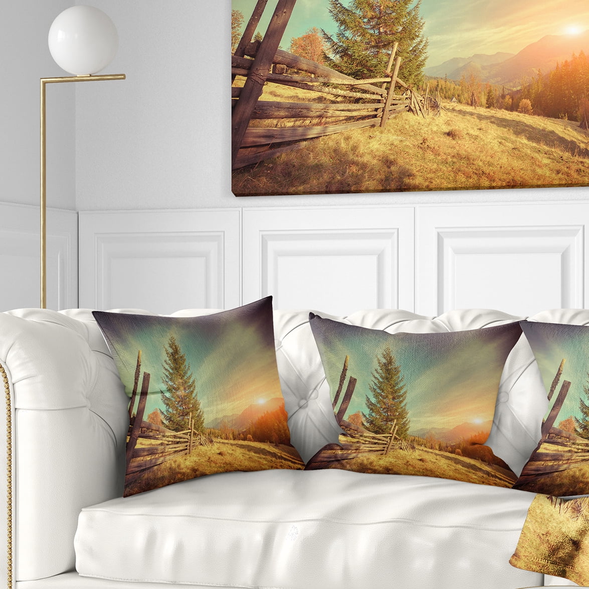 Designart Retro Style Autumn in Mountains - Landscape Photo Throw Pillow - 16x16