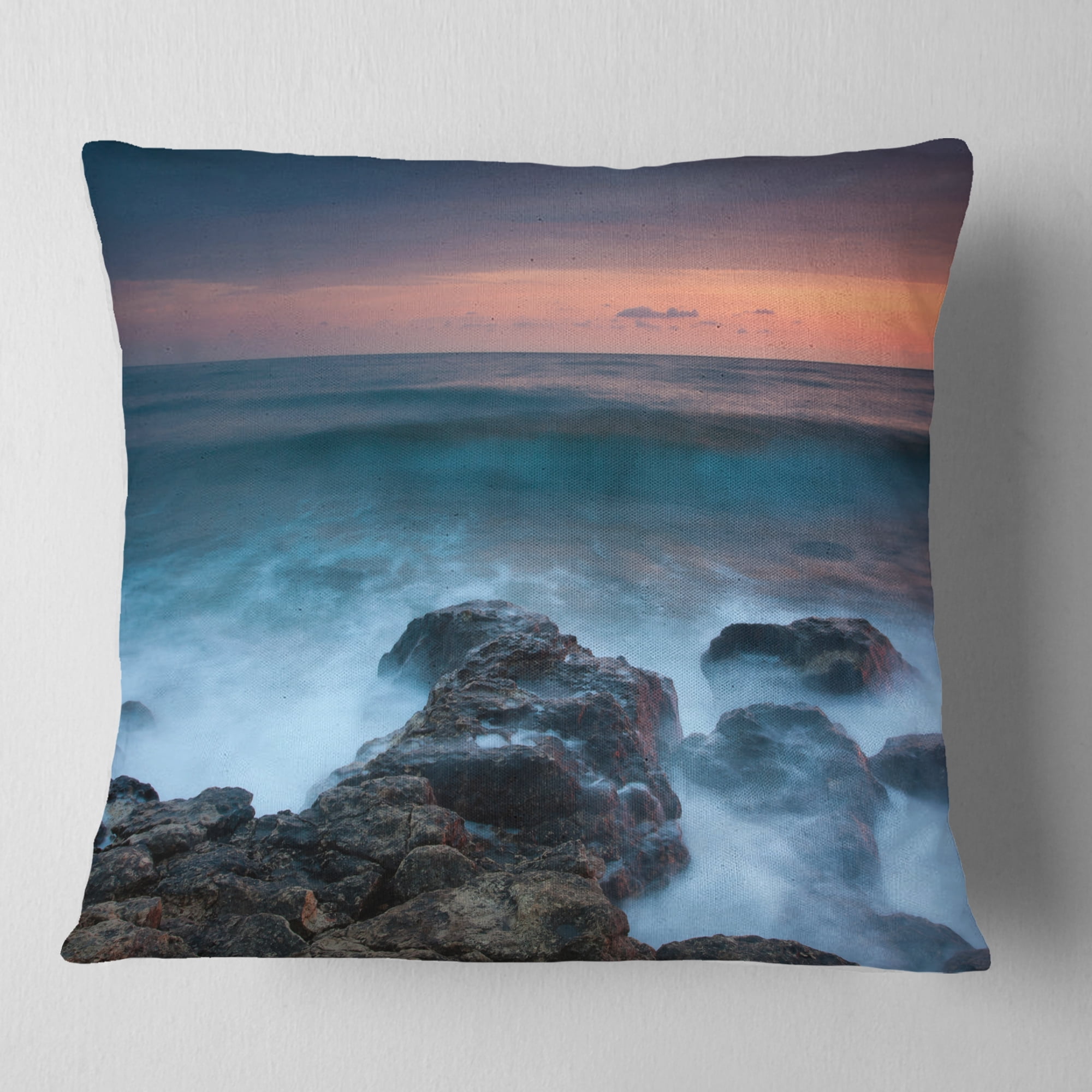Designart Rocky Beach and White Waves - Seashore Throw Pillow - 18x18