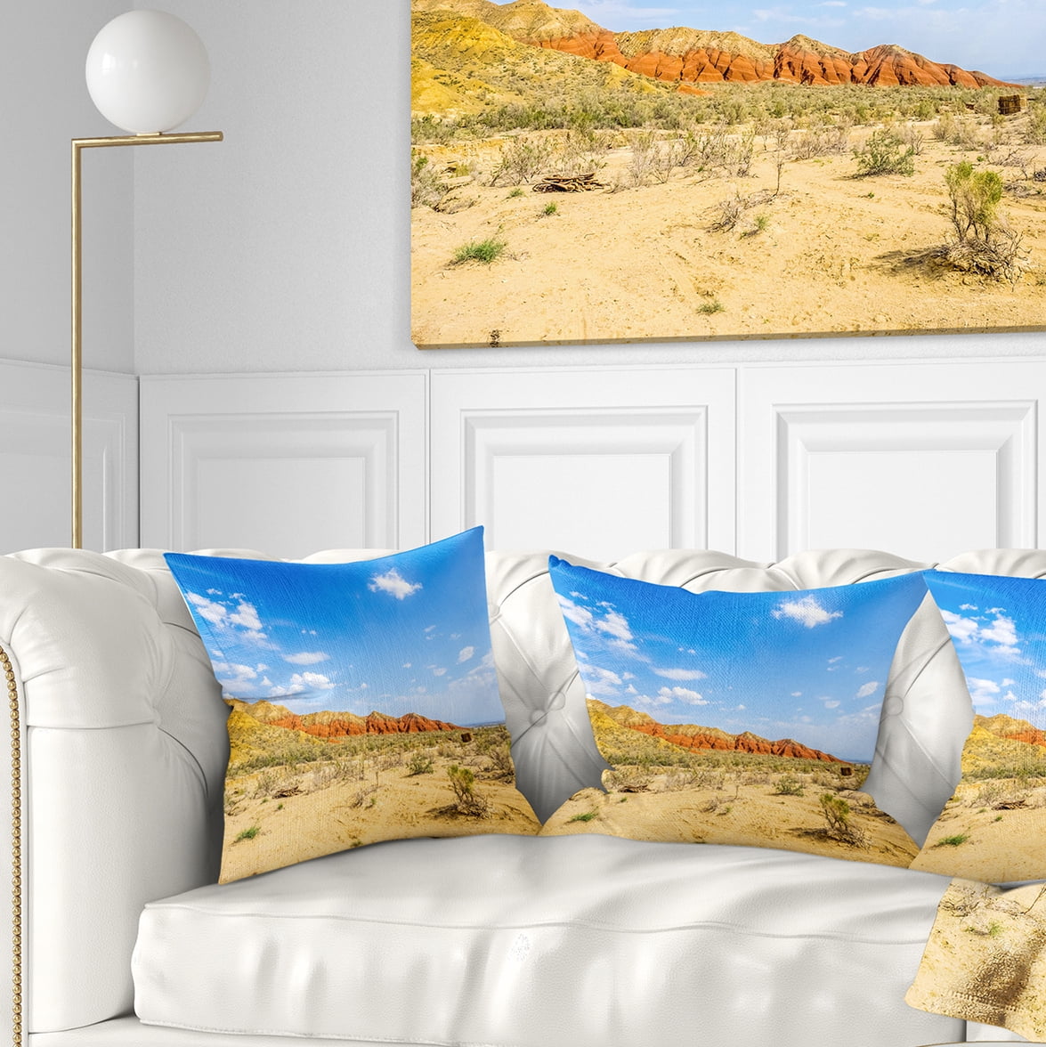 Designart Rocky Mountain in Desert - Landscape Photo Throw Pillow - 16x16