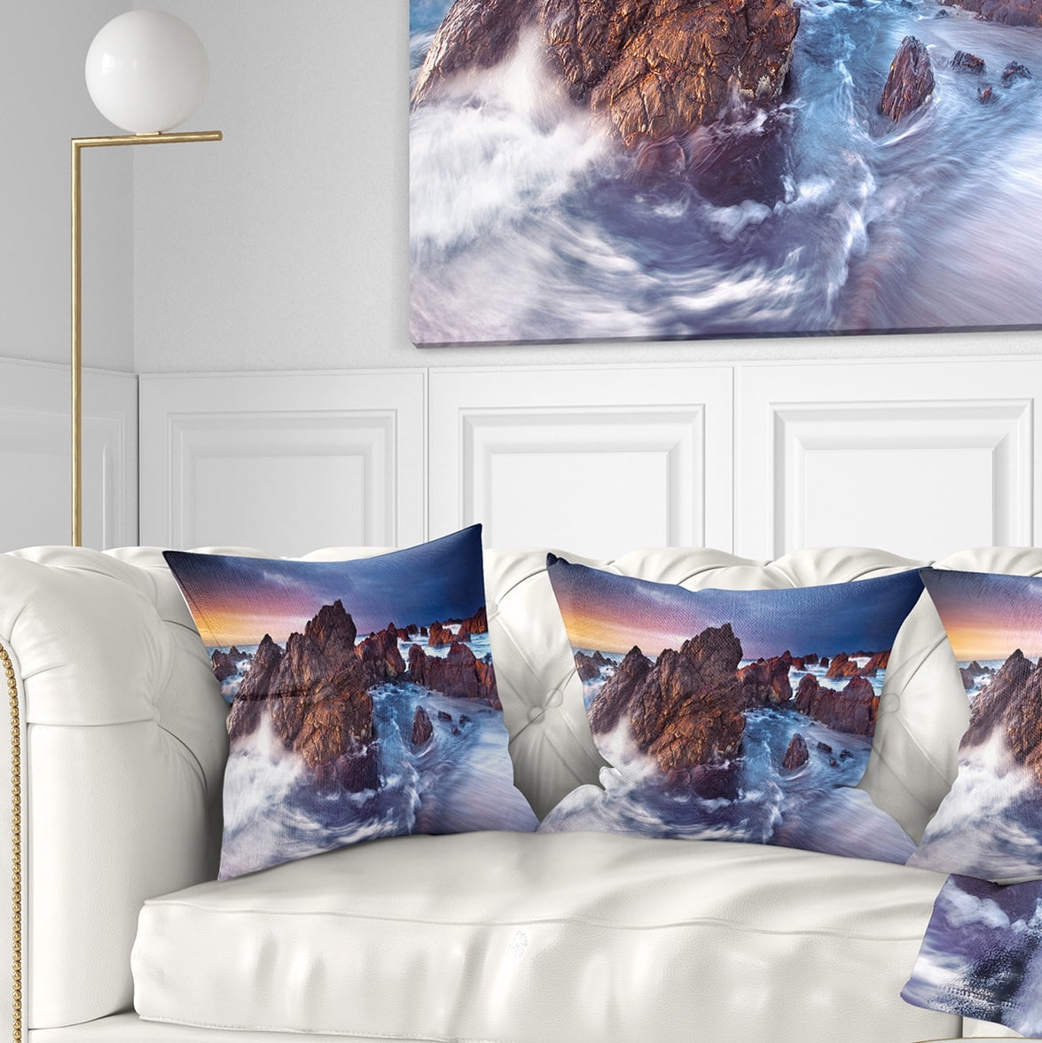 Designart Rugged Beauty Landscape - Photography Throw Pillow - 16x16
