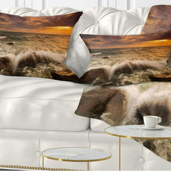 Designart Rushing Ocean Waves into Rocks - Seascape Throw Pillow - 12x20