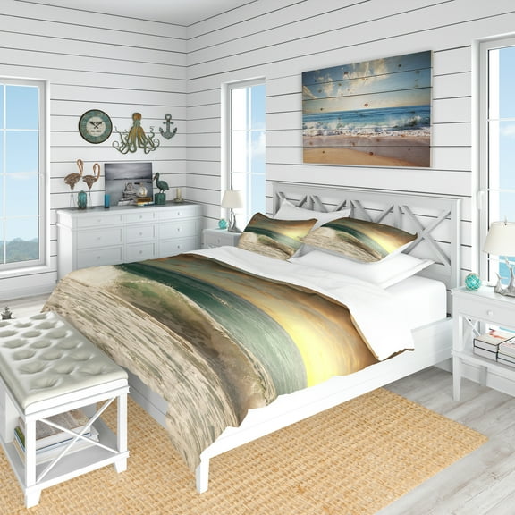 Designart 'Rushing Waves Under Heavy Clouds' Beach Duvet Cover Set