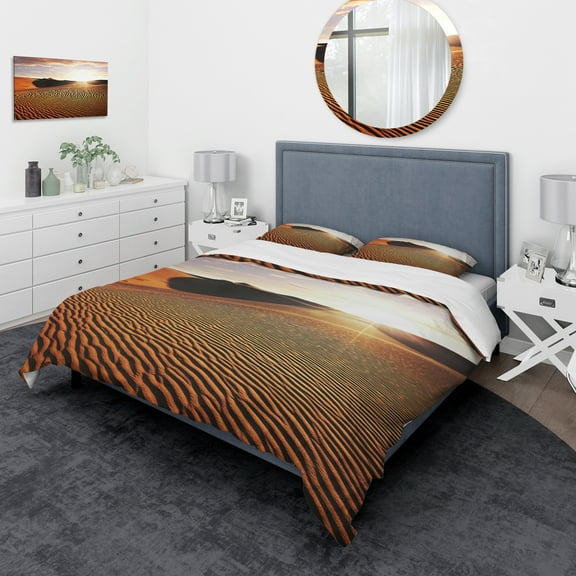 Designart 'Sahara Desert At Sunset' Traditional Duvet Cover Set