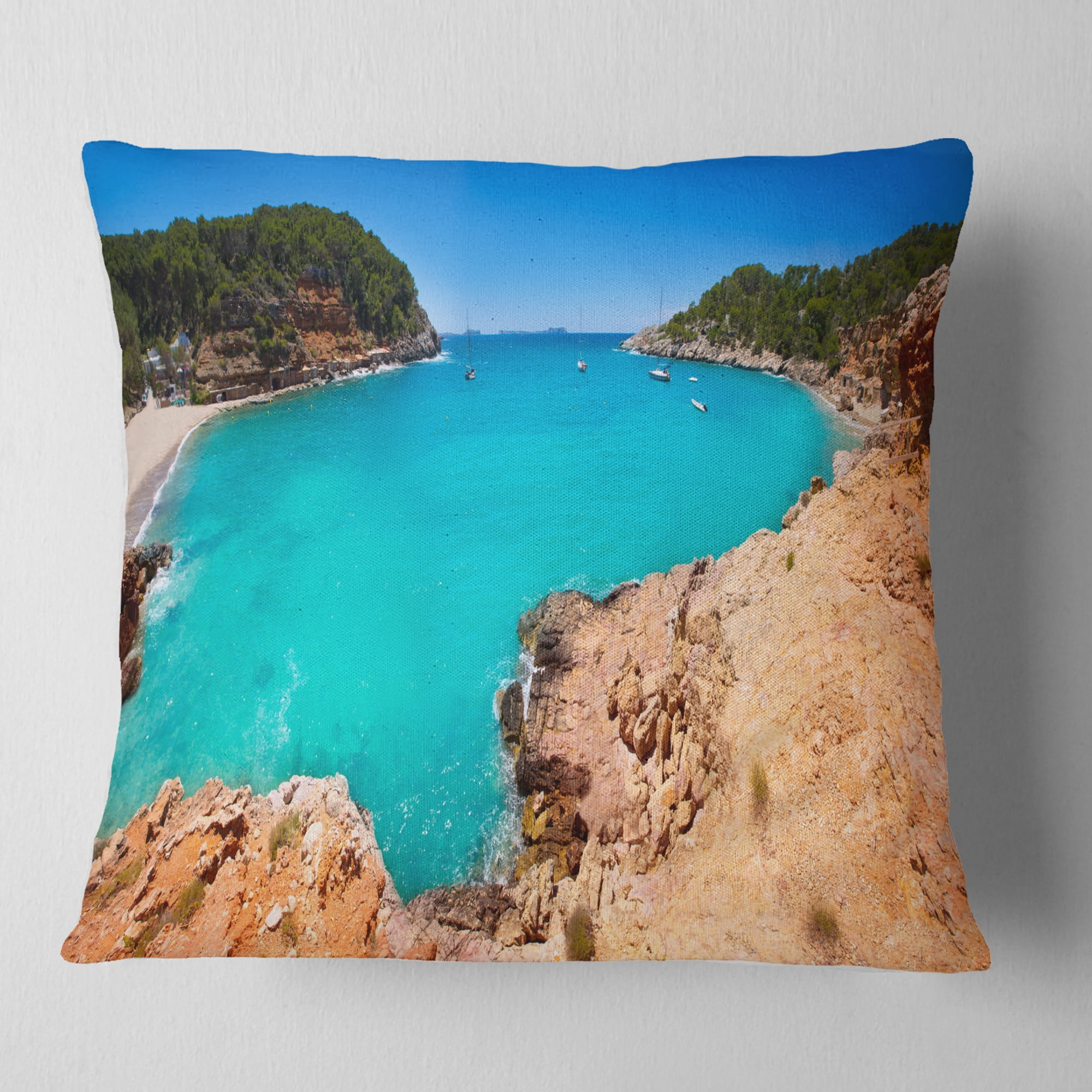 Designart Saladeta Ibiza in San Antonio - Modern Seascape Throw Pillow - 18x18