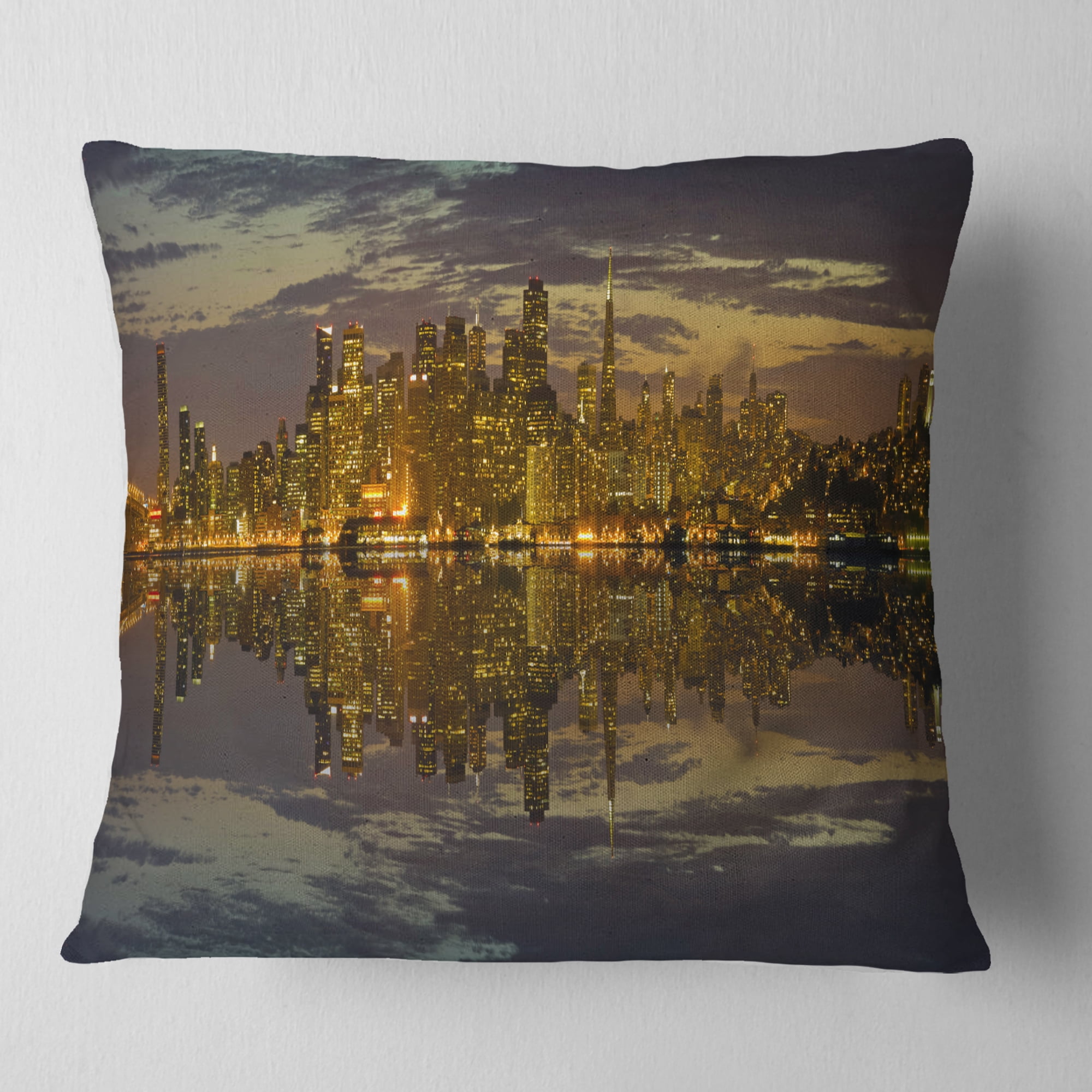 Designart San Francisco at Sunset Panorama - Cityscape Throw Pillow - 18x18