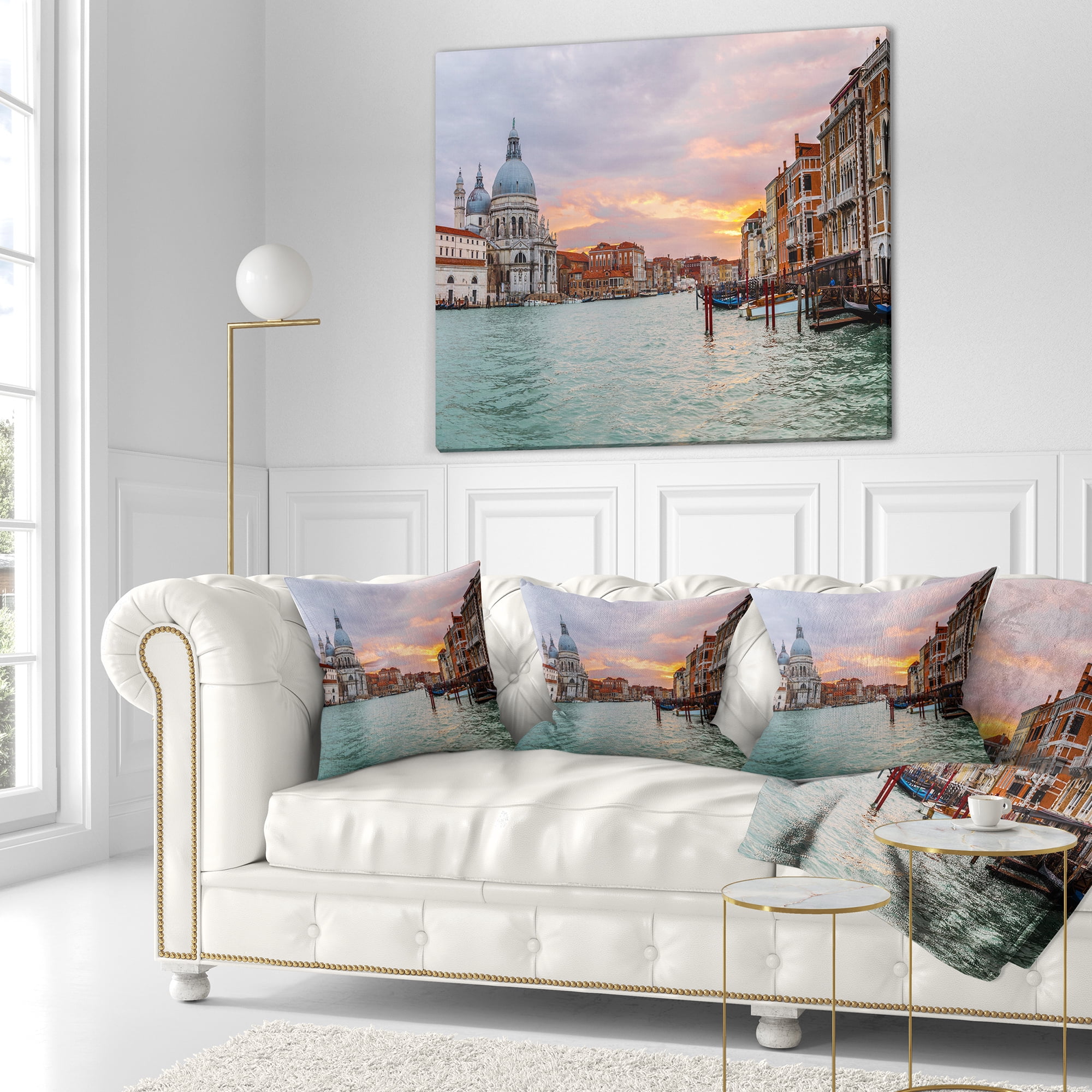 Designart Santa Maria Della Salute - Cityscape Throw Pillow - 18x18