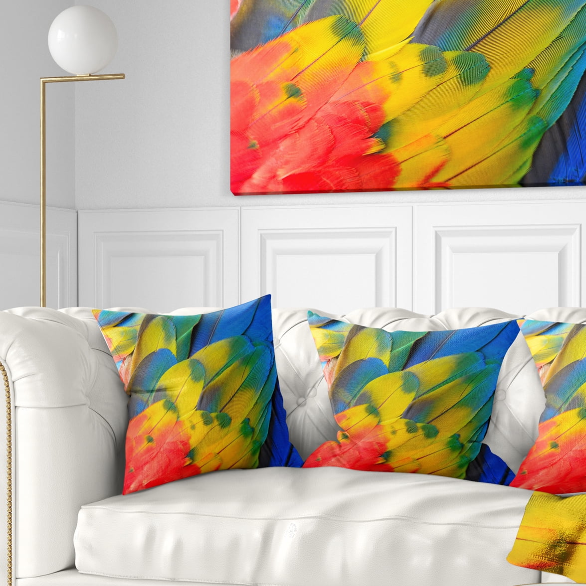 Designart Scarlet Macaw Feathers - Photography Throw Pillow - 18x18