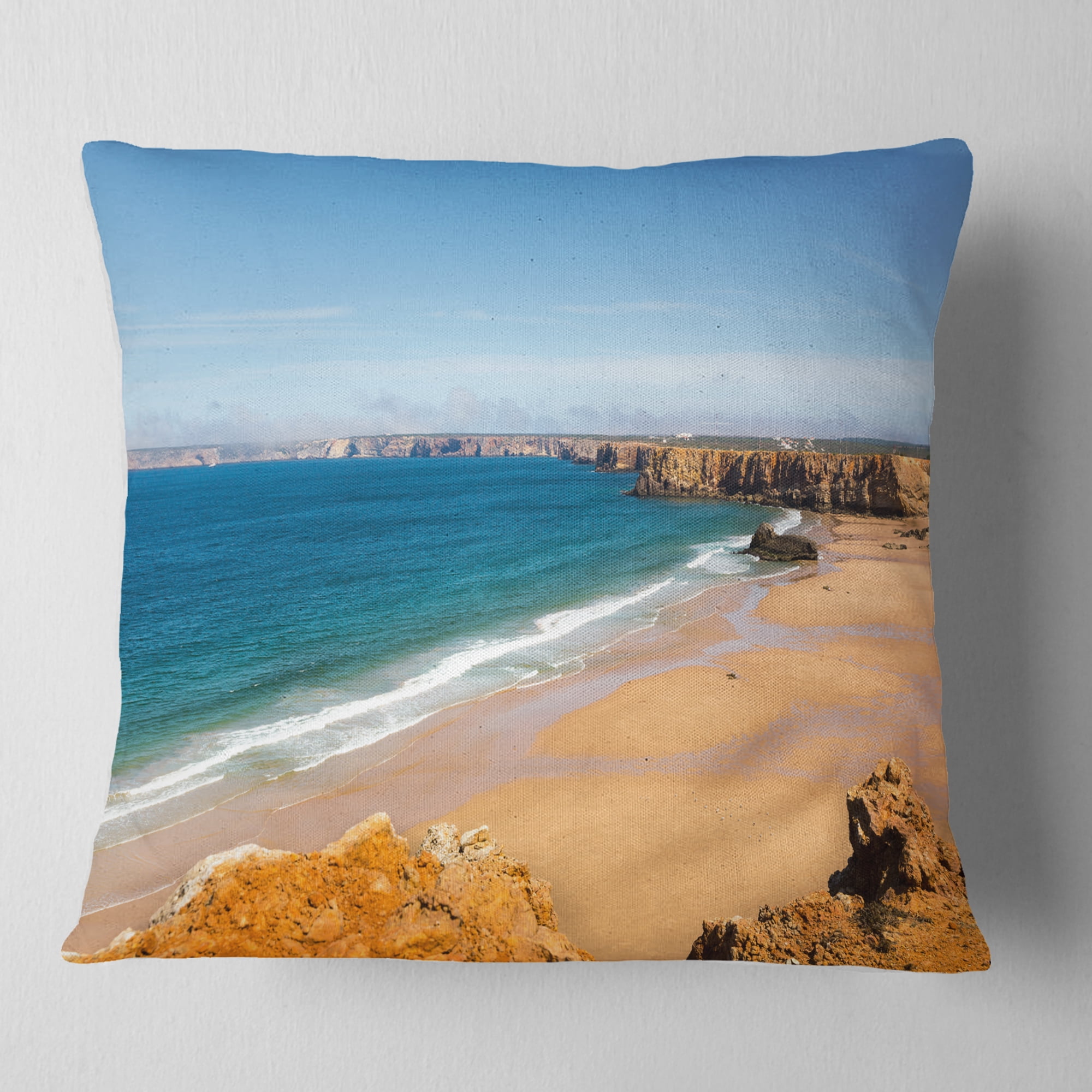 Designart Serene Rocky Bay Portugal - Seashore Throw Pillow - 16x16