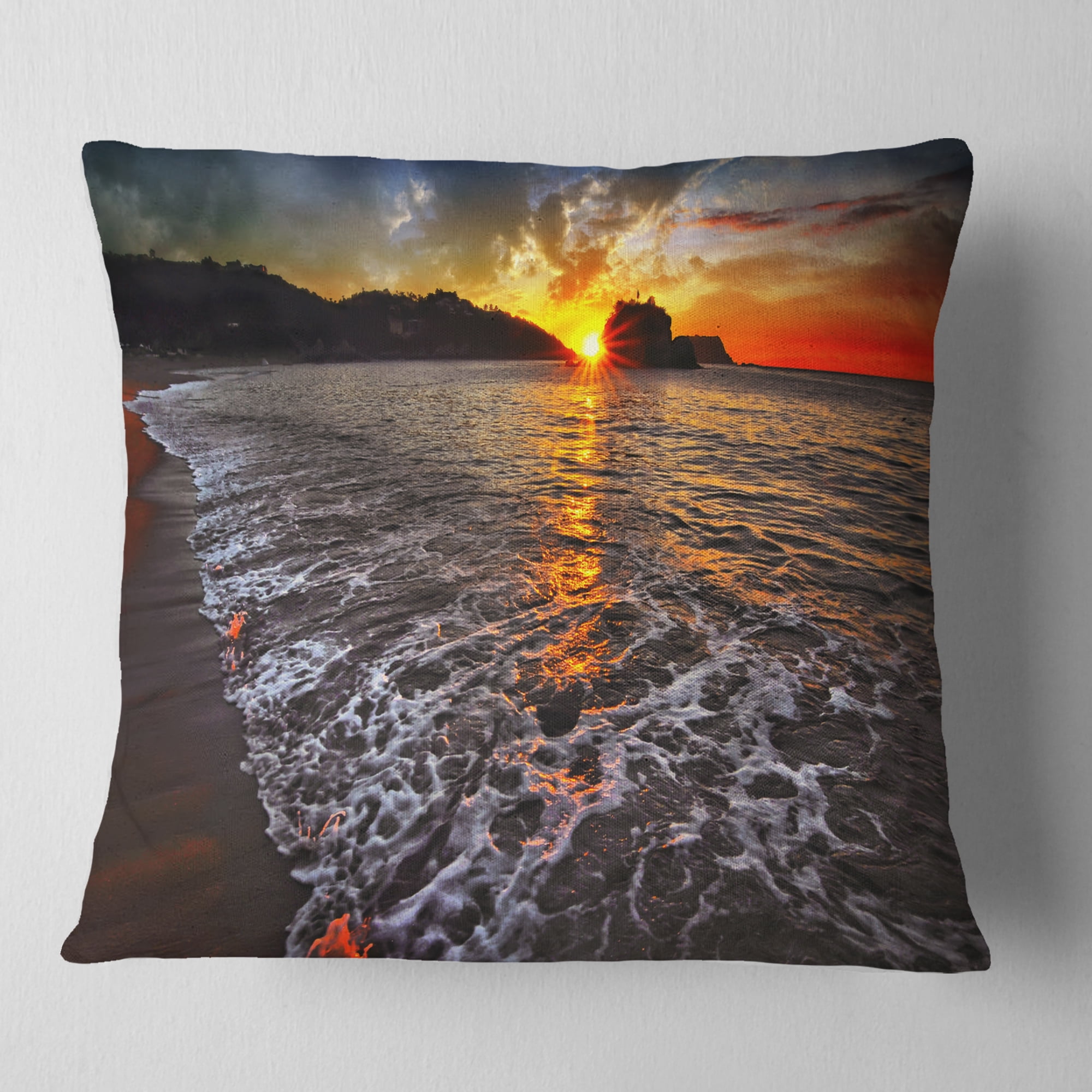 Designart Setting Sun and White Waves - Seashore Photo Throw Pillow - 18x18