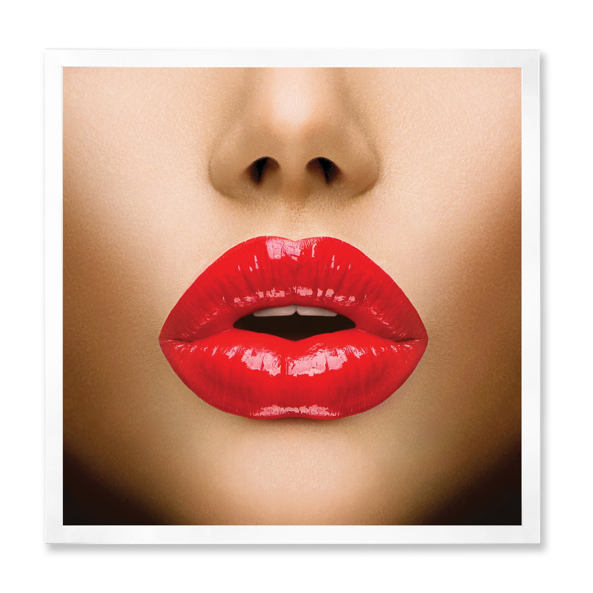 Designart 'Sexy Woman Lips Beautiful Make-Up Close-Up Kiss' Modern Framed Art Print