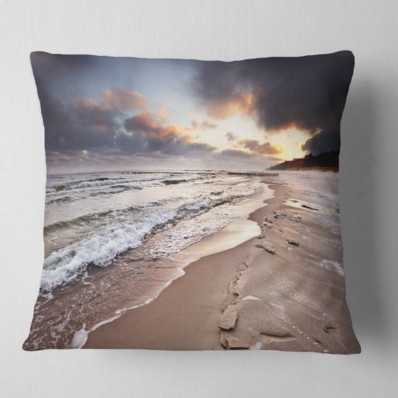 Designart Shore of Baltic Sea during winter - Seascape Throw Pillow - 16x16